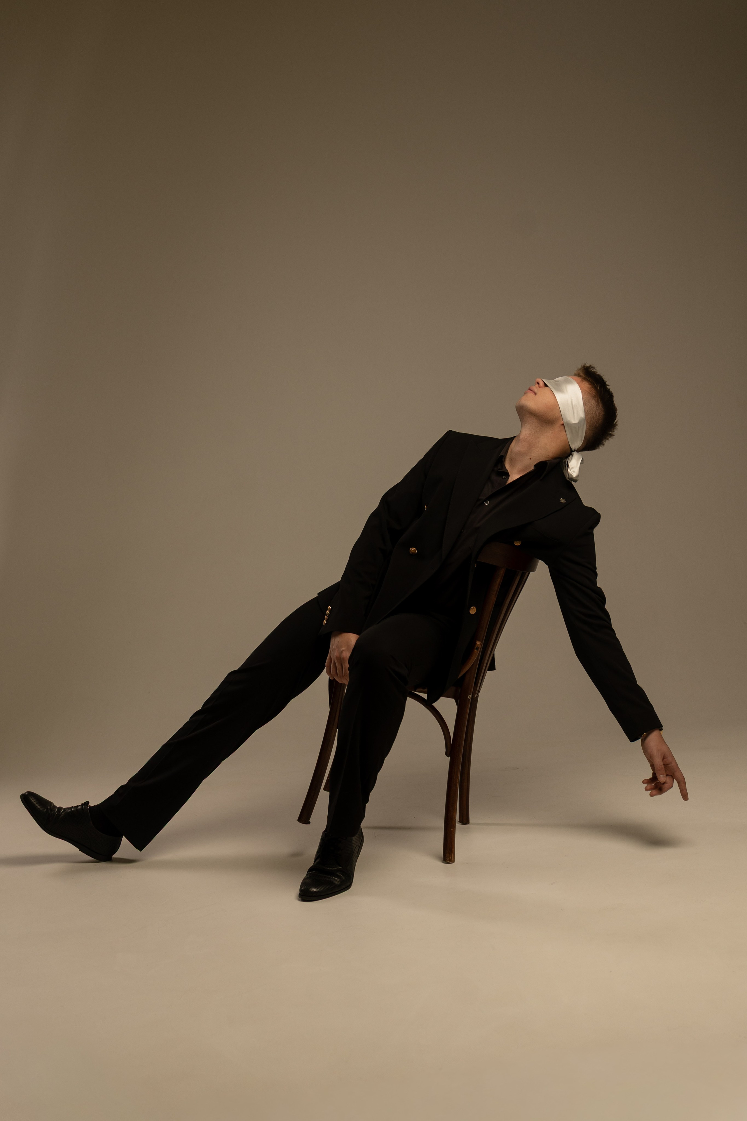 Иллюзионист Максим. Фотограф Артем Бросов в Санкт-Петербурге и Дубае