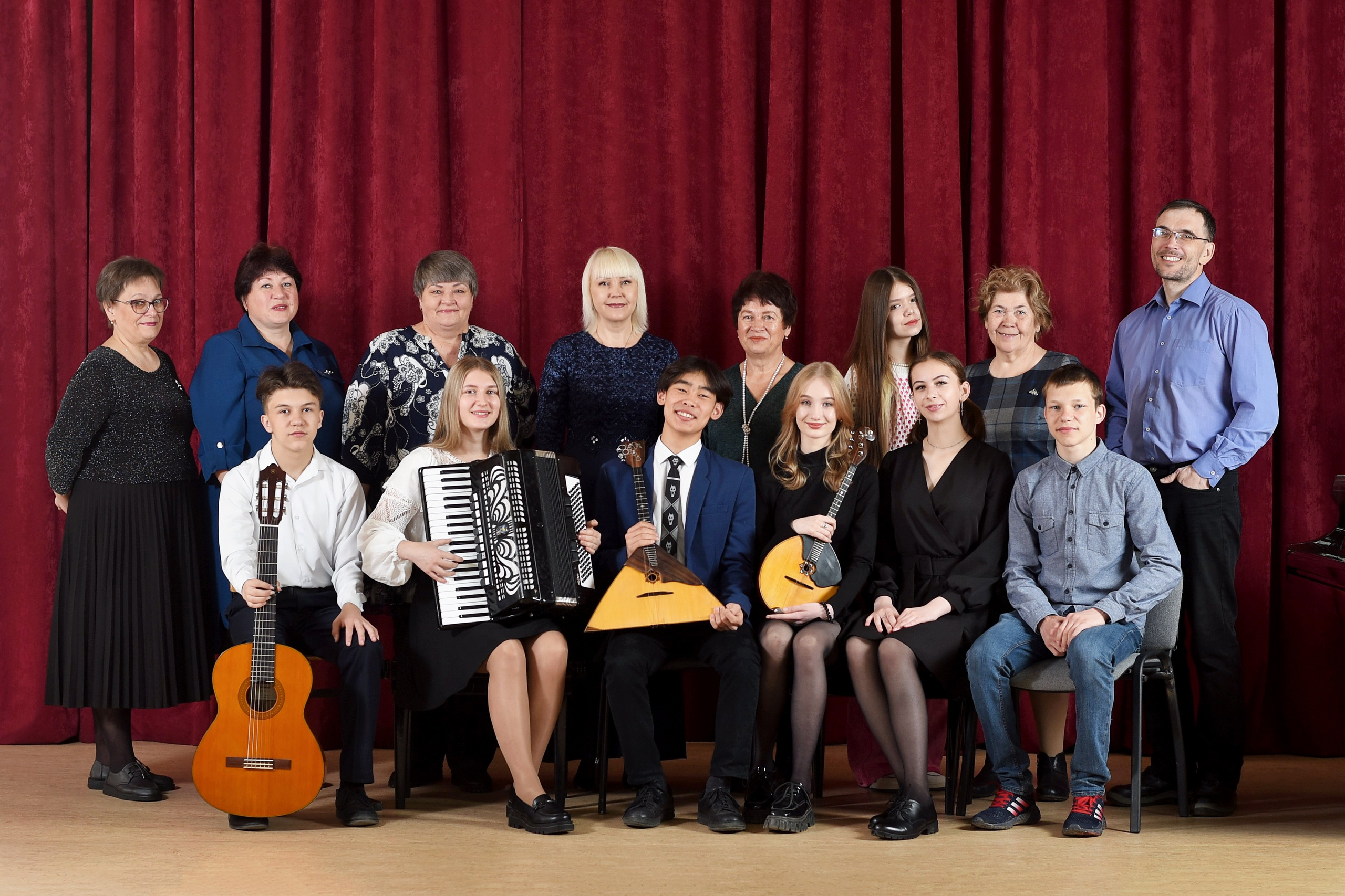 Виньетки, общее фото, портреты. Школьный фотограф ЛАРИСА МАТВЕЕНКО