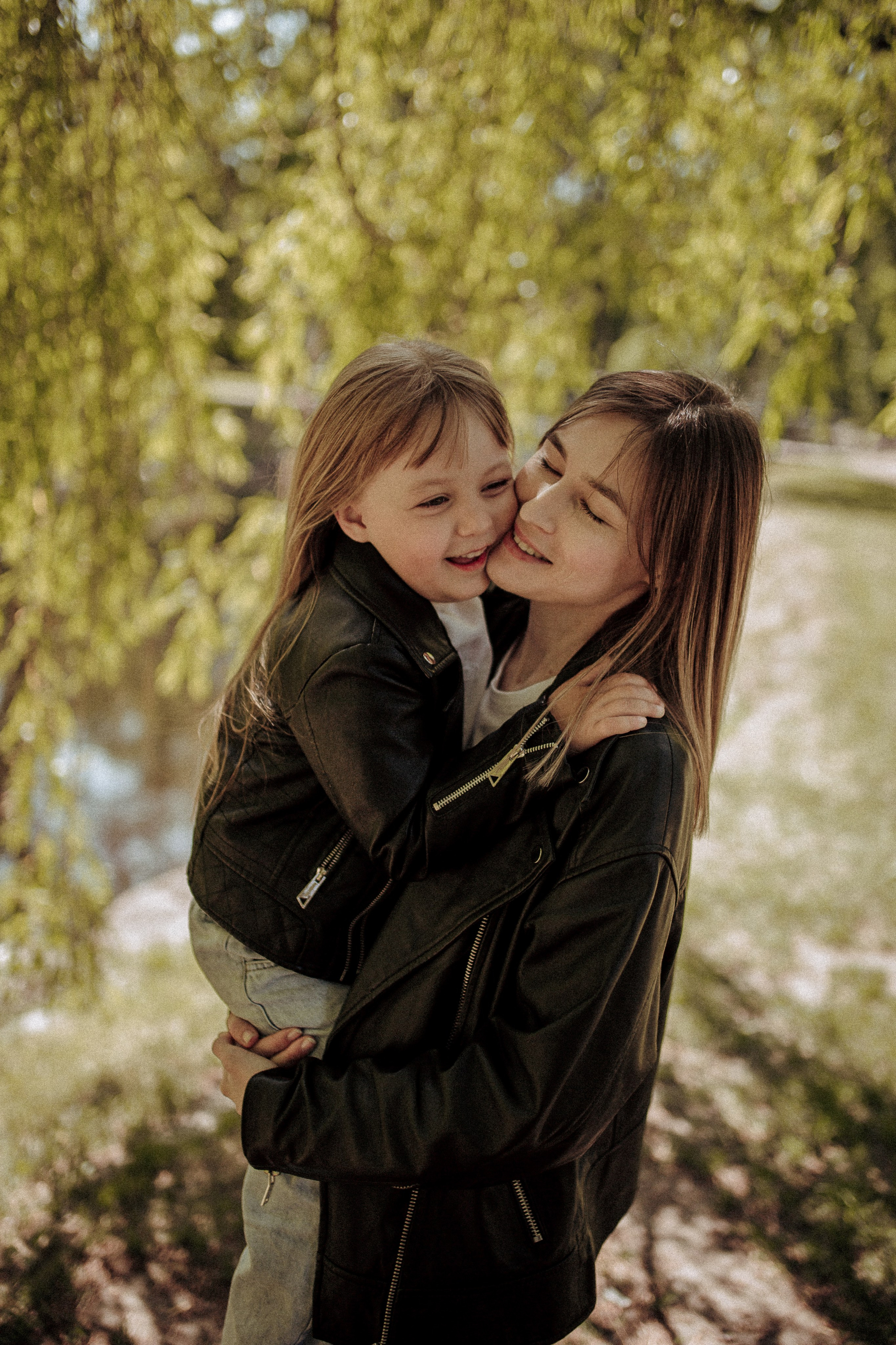 Елена и Алёна Петроградская сторона. Семейный и Свадебный фотограф в Санкт-Петербурге Плохая Екатерина