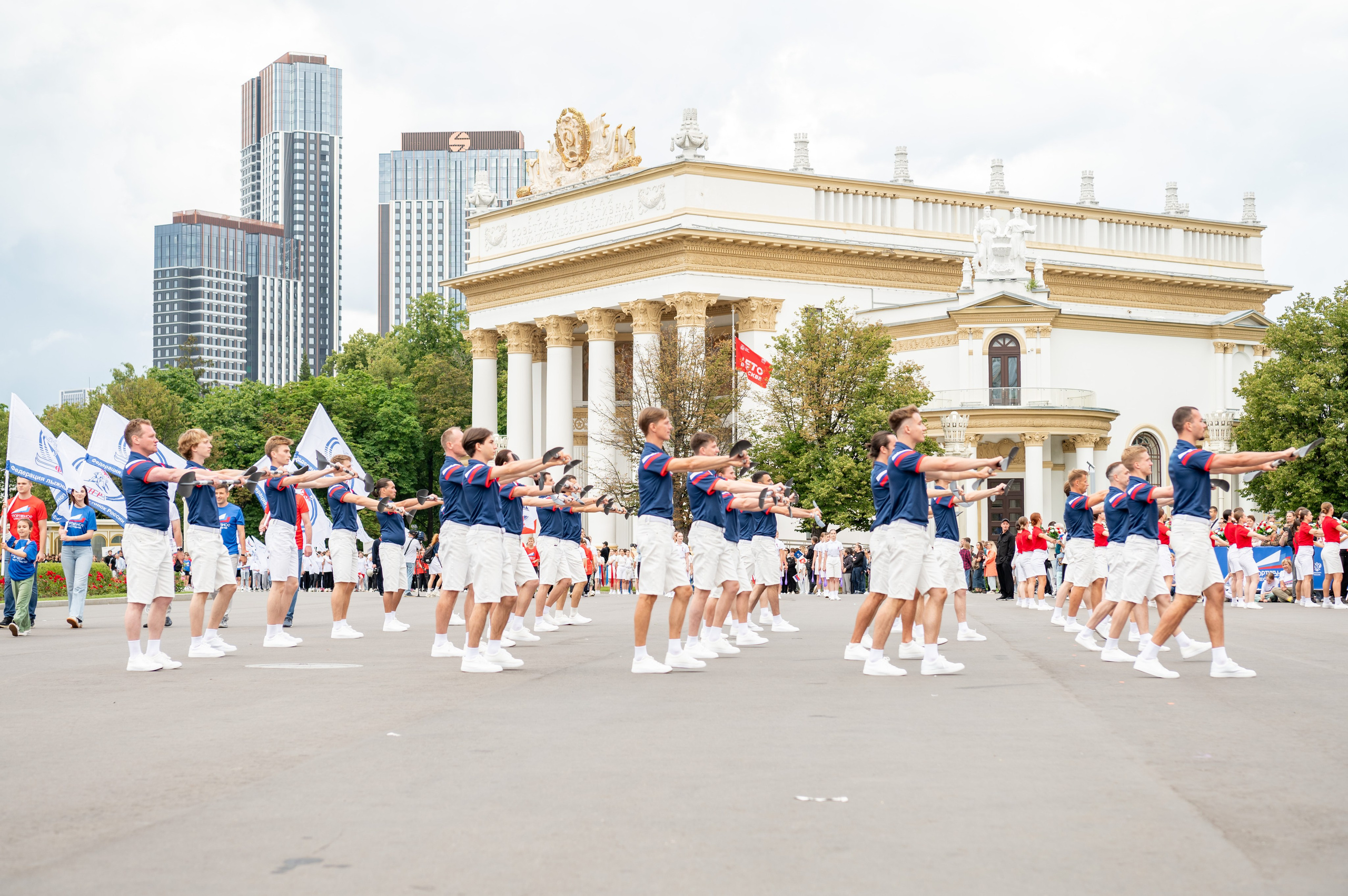 Спортивное шествие посвященное Дню физкультурника!. Детский и семейный фотограф г. Москва Оксана Катаджи