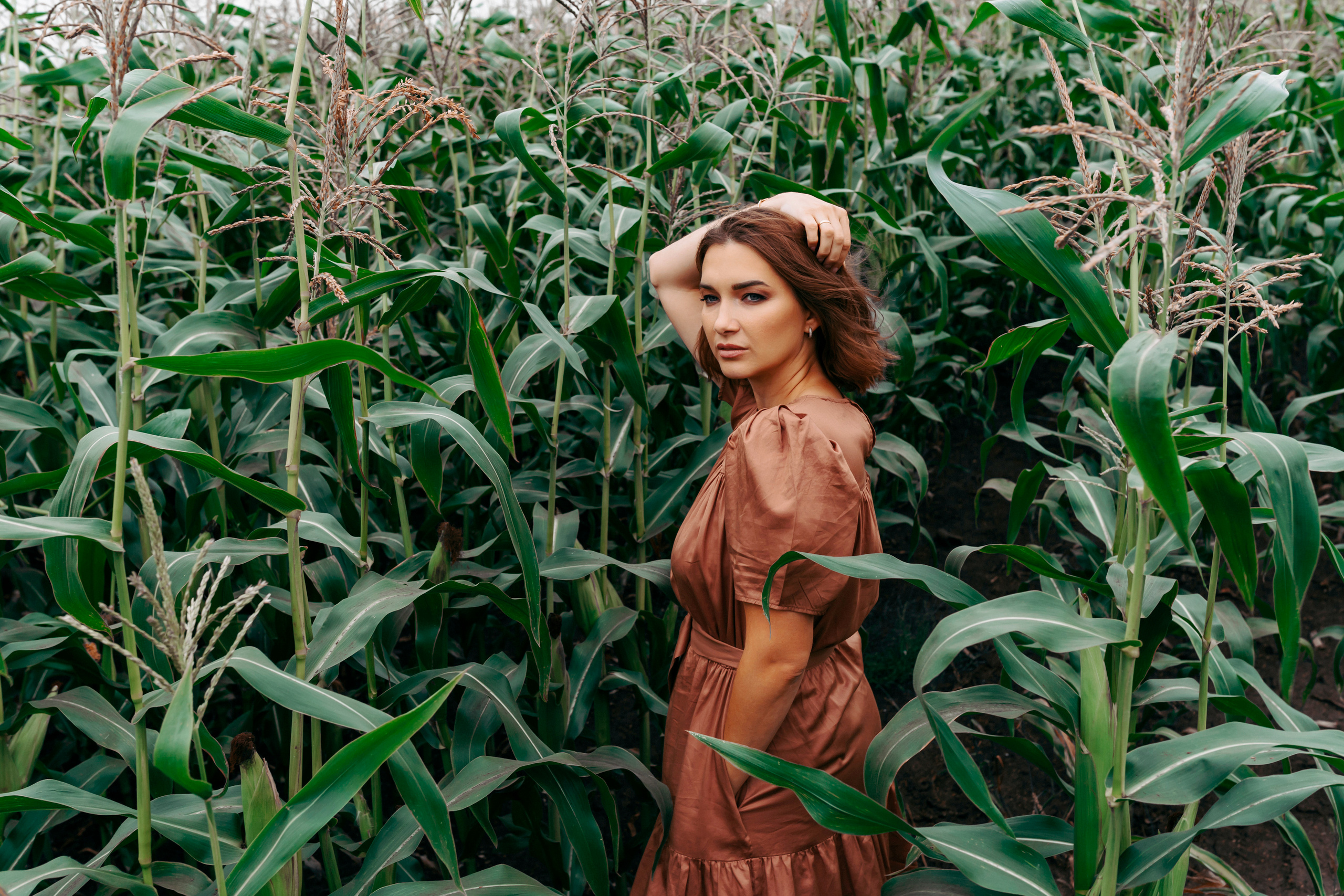 Семейная фотосессия в поле. Фотограф Ким Наталья в Красноярске