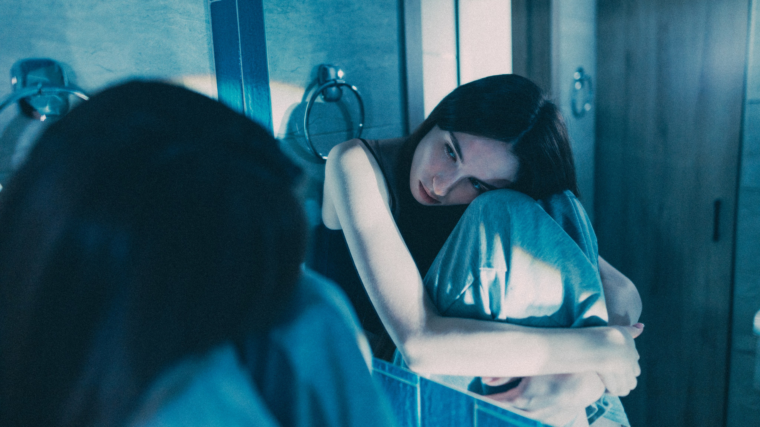 Depres. Sun Betty — кинофотограф Элизабет