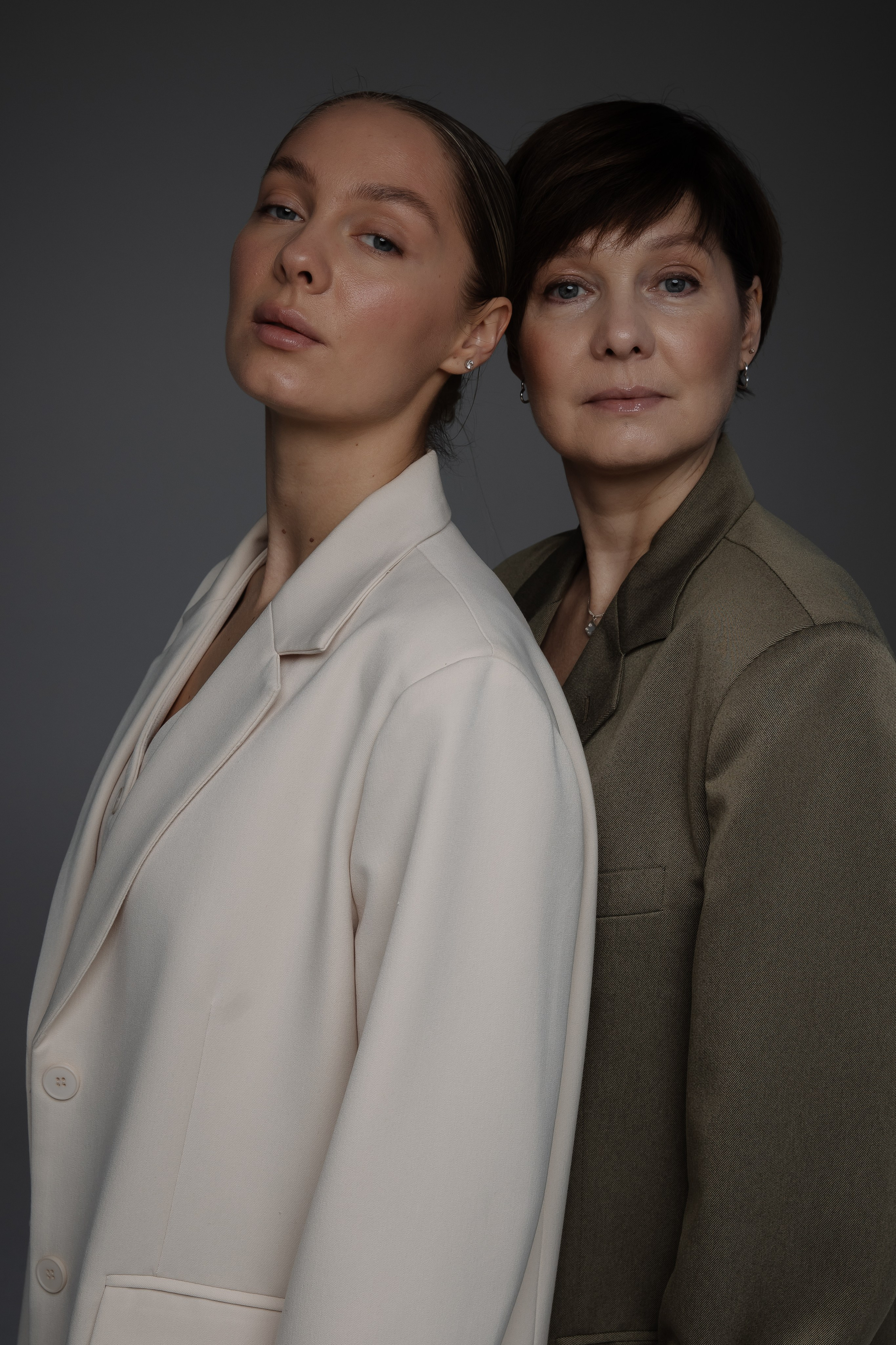 Мама и дочь, минимализм. СВАДЕБНЫЙ ФОТОГРАФ ЧЕЛЯБИНСК