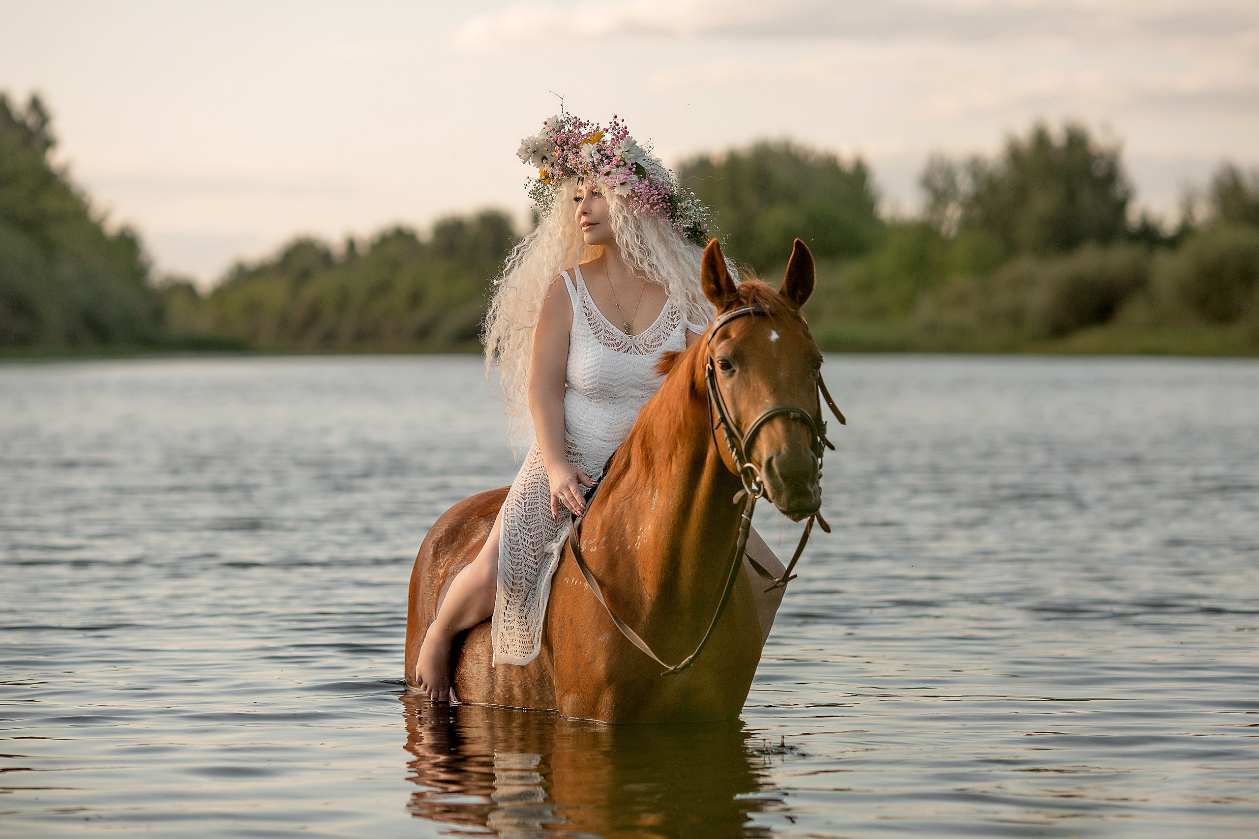 Олена и Алтан. Фотосессия с лошадьми в Нижнем Новгороде