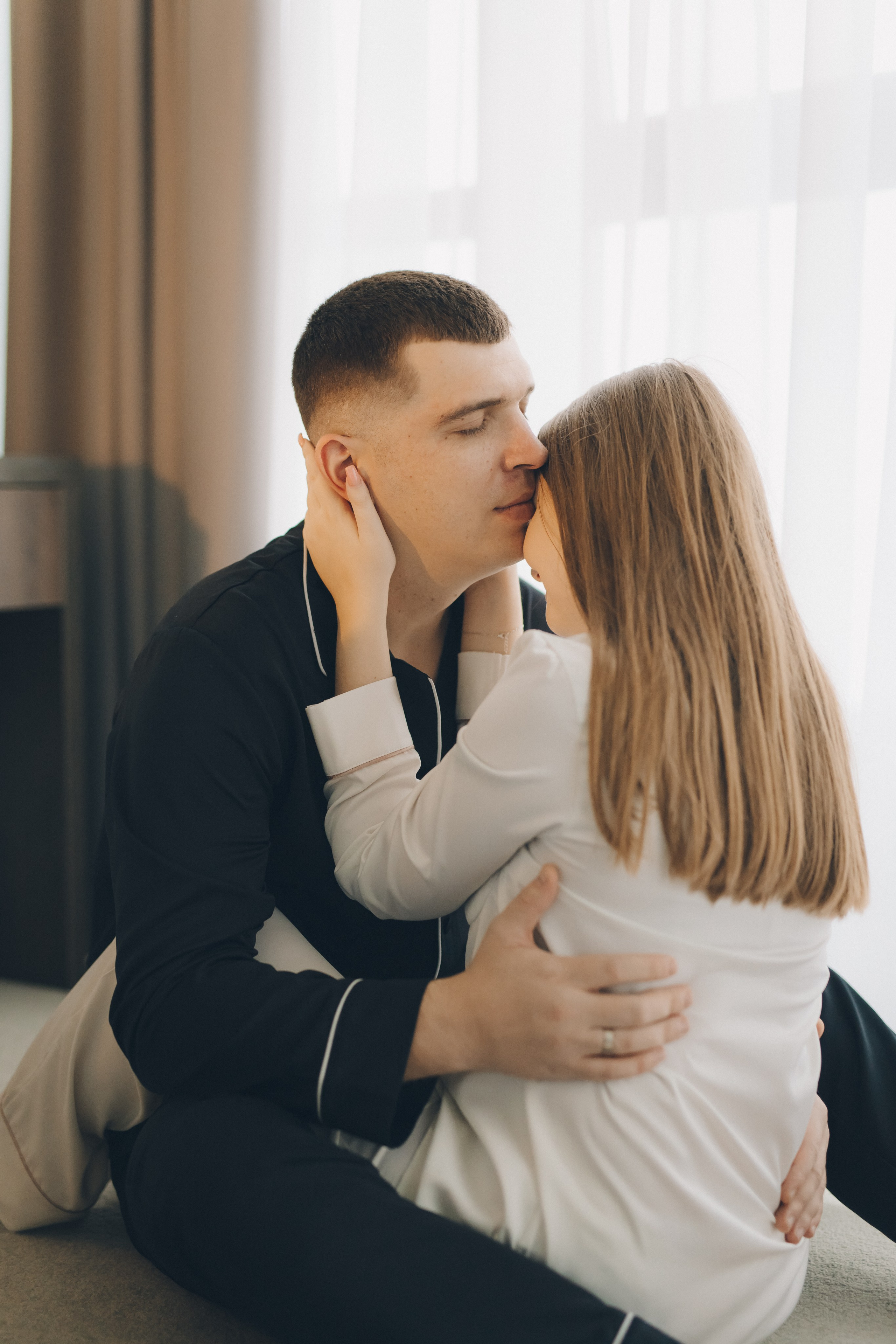 Lovestory в отеле «Кандинский». Фотограф Зеленоградск Красильникова Елена