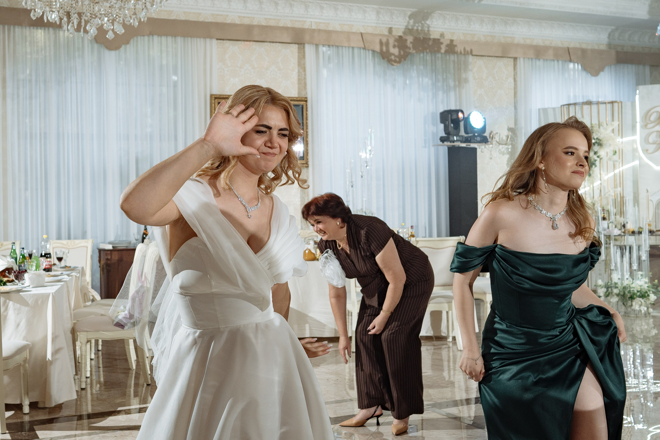 Виктор и Юлия