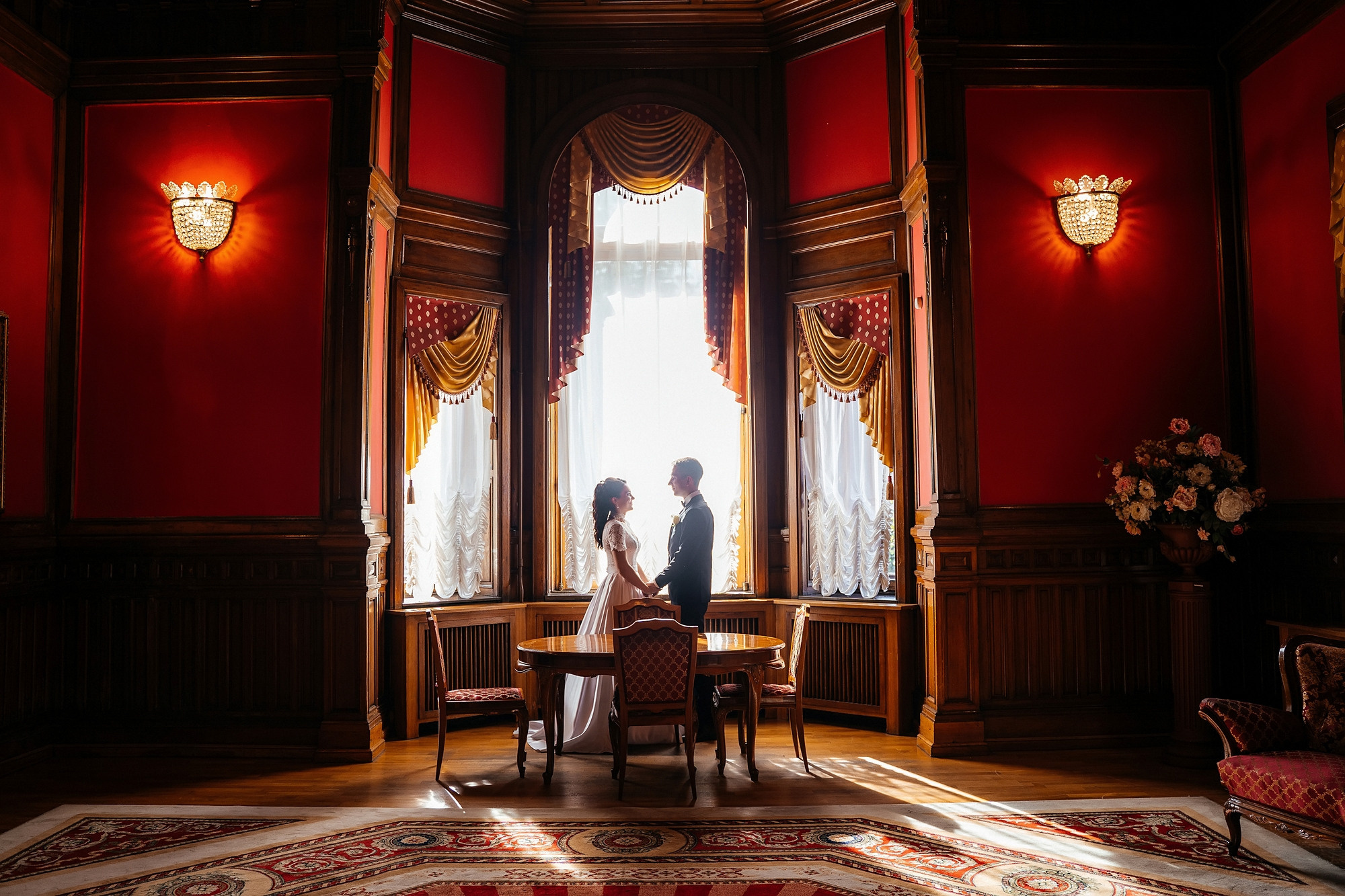 Дворец бракосочетания №2 красный зал