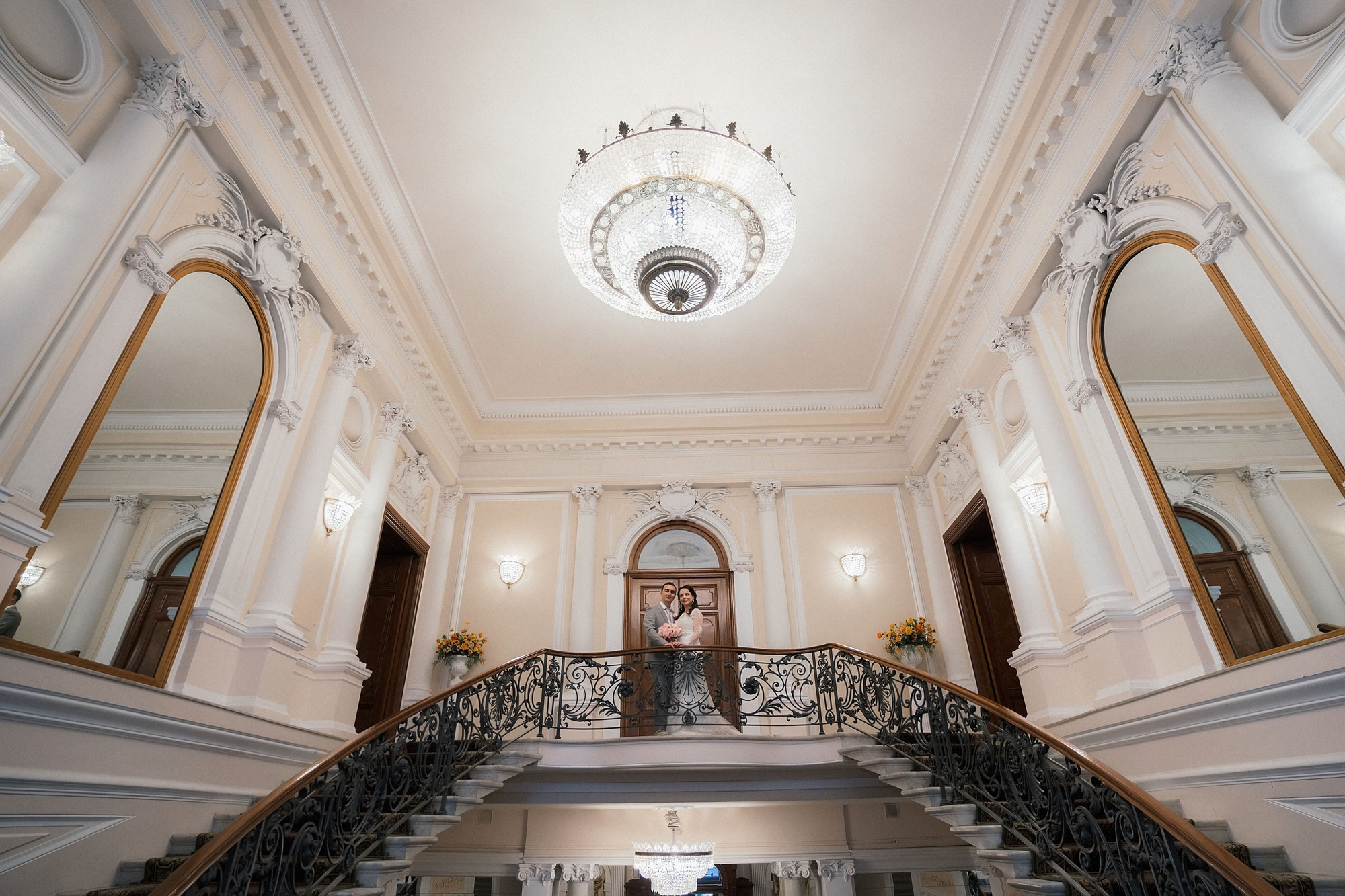 Дворец бракосочетания №2 лестница