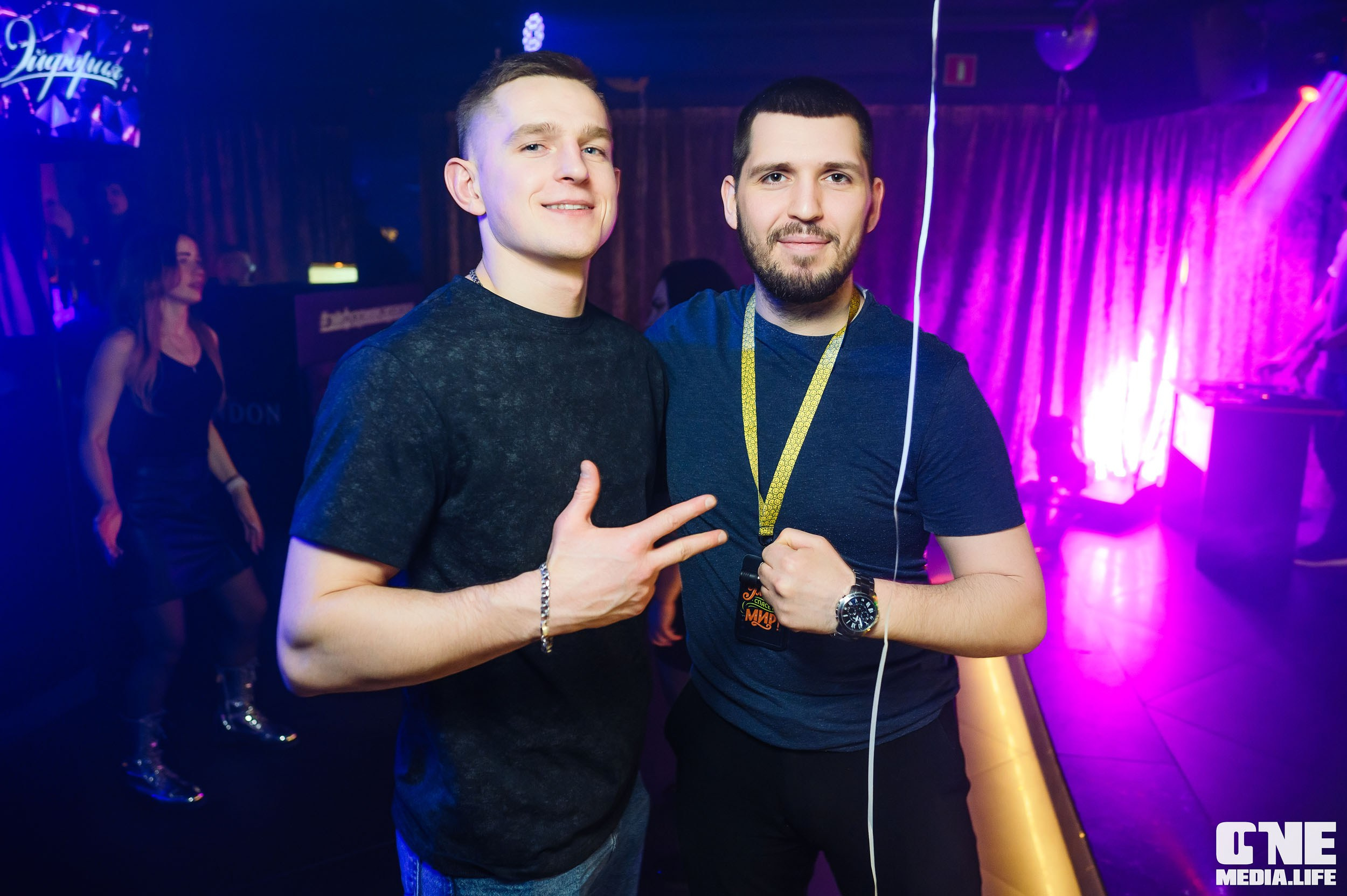 Фотоотчет с с 8 марта в караоке-клубе Эйфория. One Media Life: фоторепортажи, фотоотчеты с мероприятий и заведений