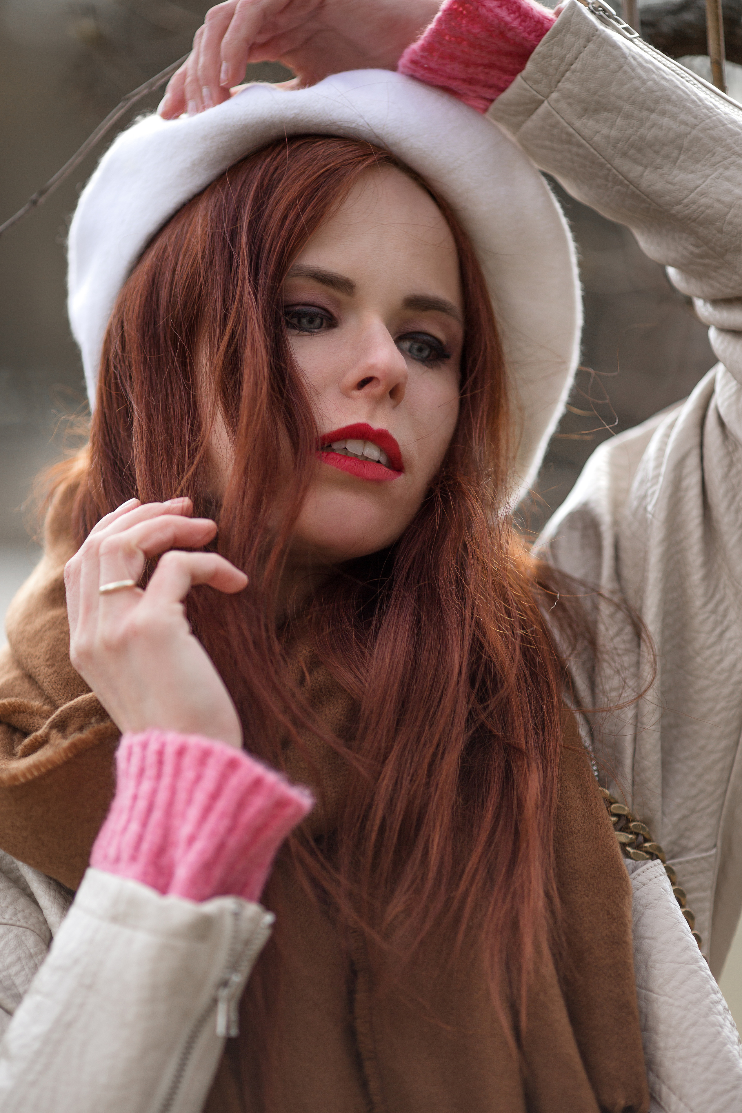 Екатерина. Межсезонье в Ботаническом саду. Детский семейный фотограф в г. Москве Жанна Трофимова