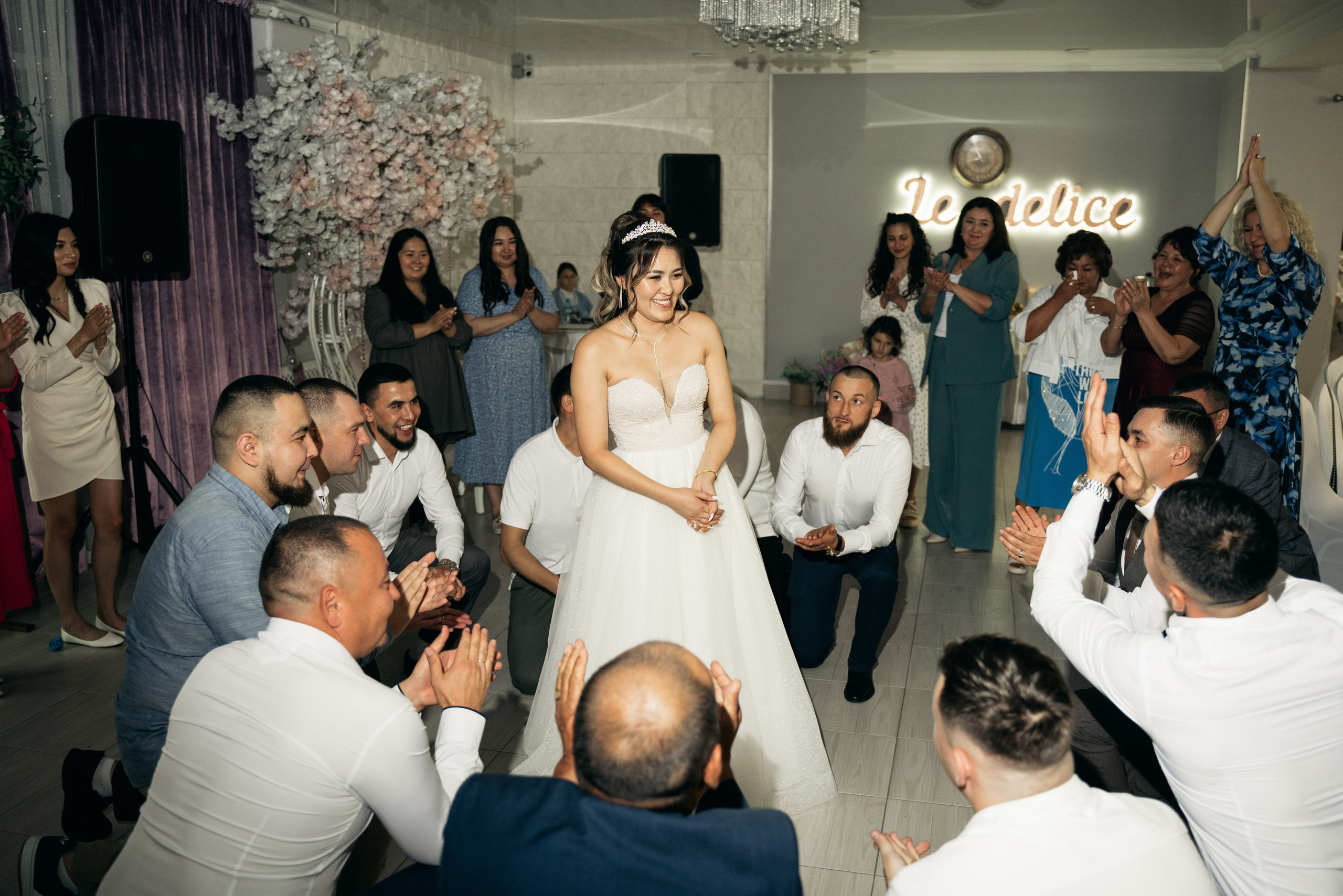 Ильнур и Динара. Свадебный день. Отбор. Кафе Ля делис. Семейный и свадебный фотограф Молодзяновская Елена