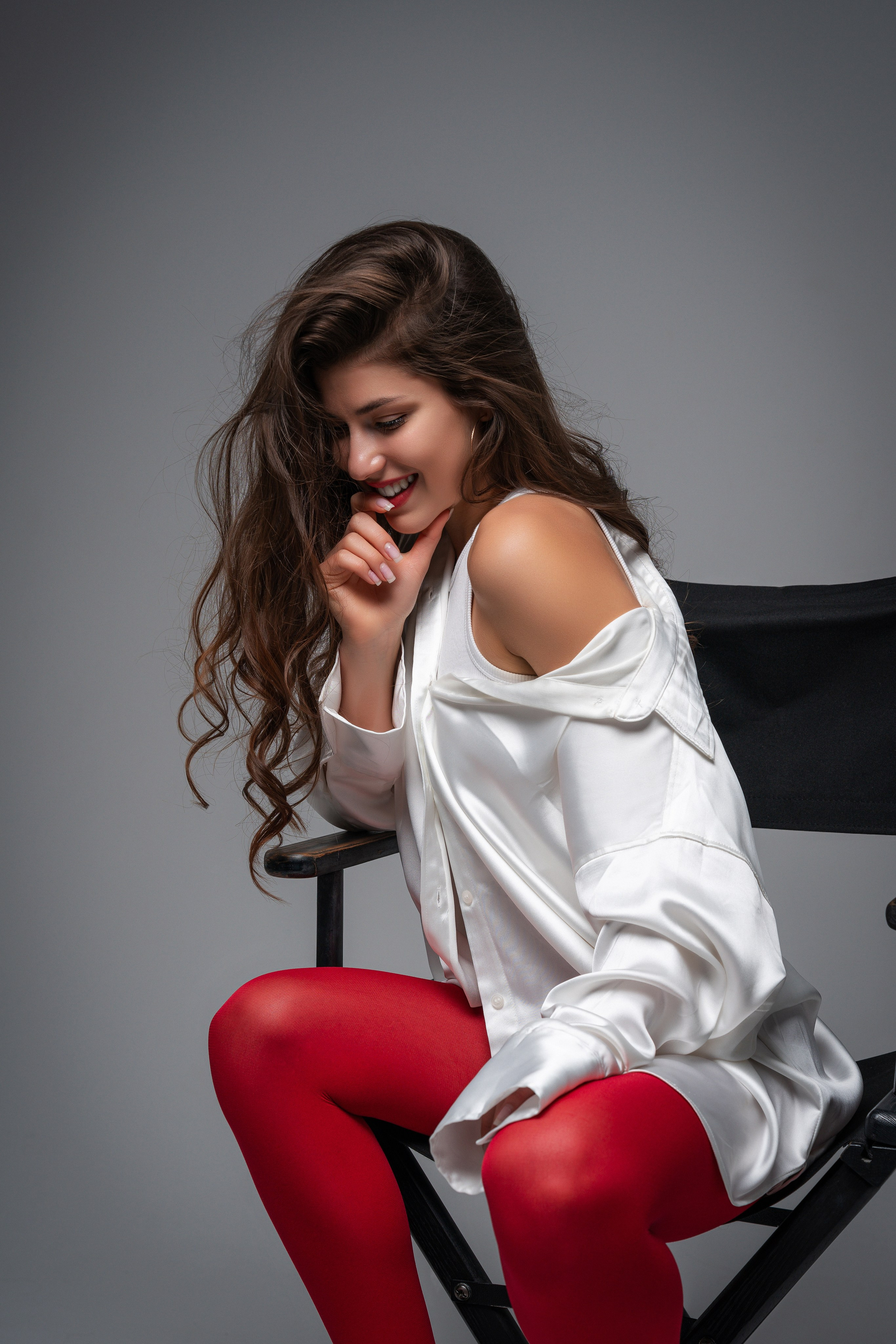 Стильная женская фотоссесия в студии