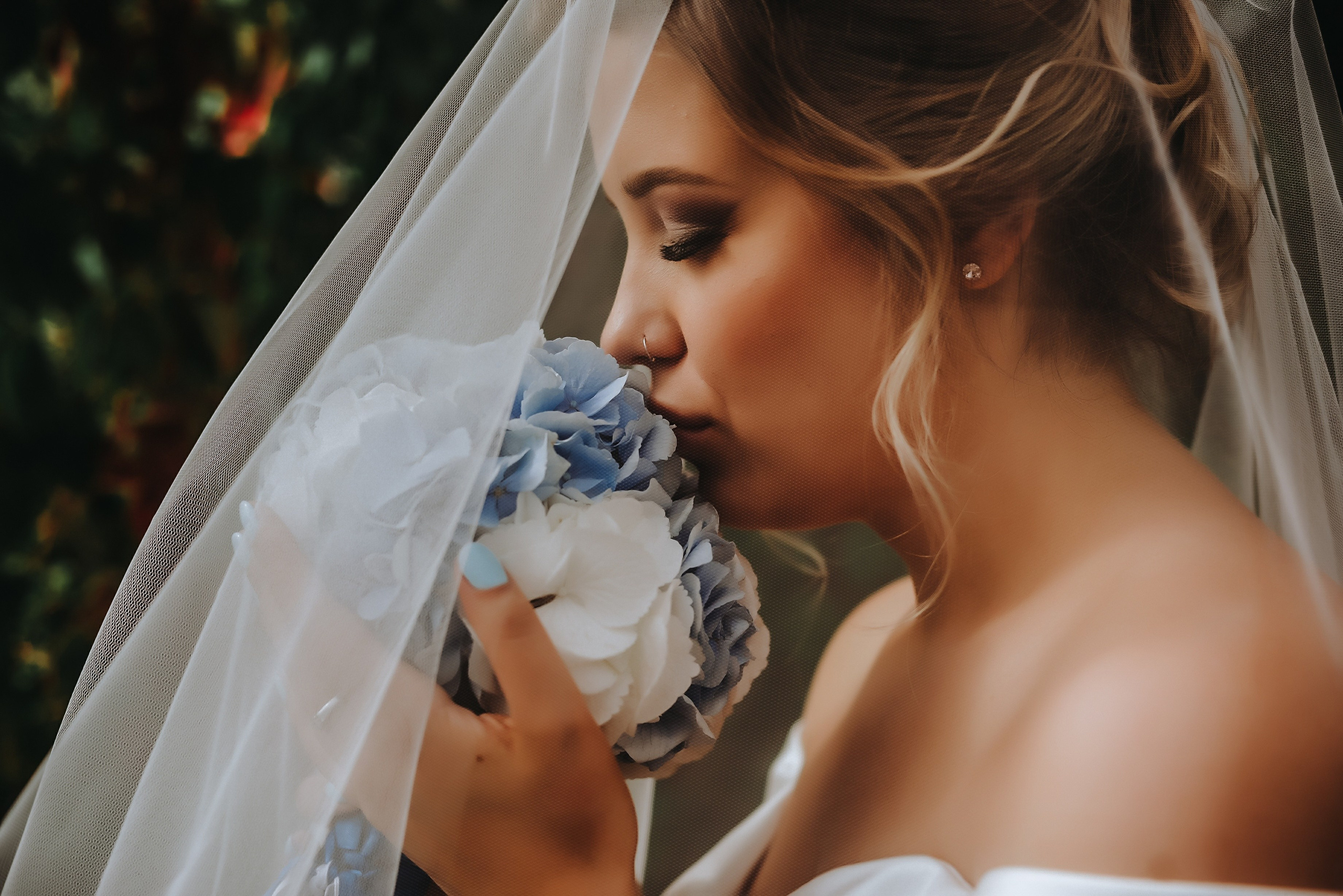 Love.txt: В плену прикосновений. Свадебный и семейный фотограф в Москве Сажина Кристина КиМ. Свадебный оператор в Москве Сажин Максим