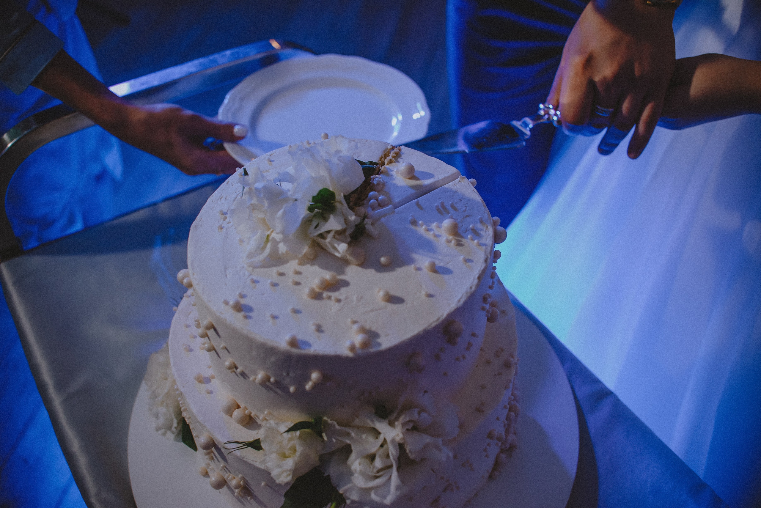 Love.com: Главная страница нашего счастья. Свадебный и семейный фотограф в Москве Сажина Кристина КиМ. Свадебный оператор в Москве Сажин Максим