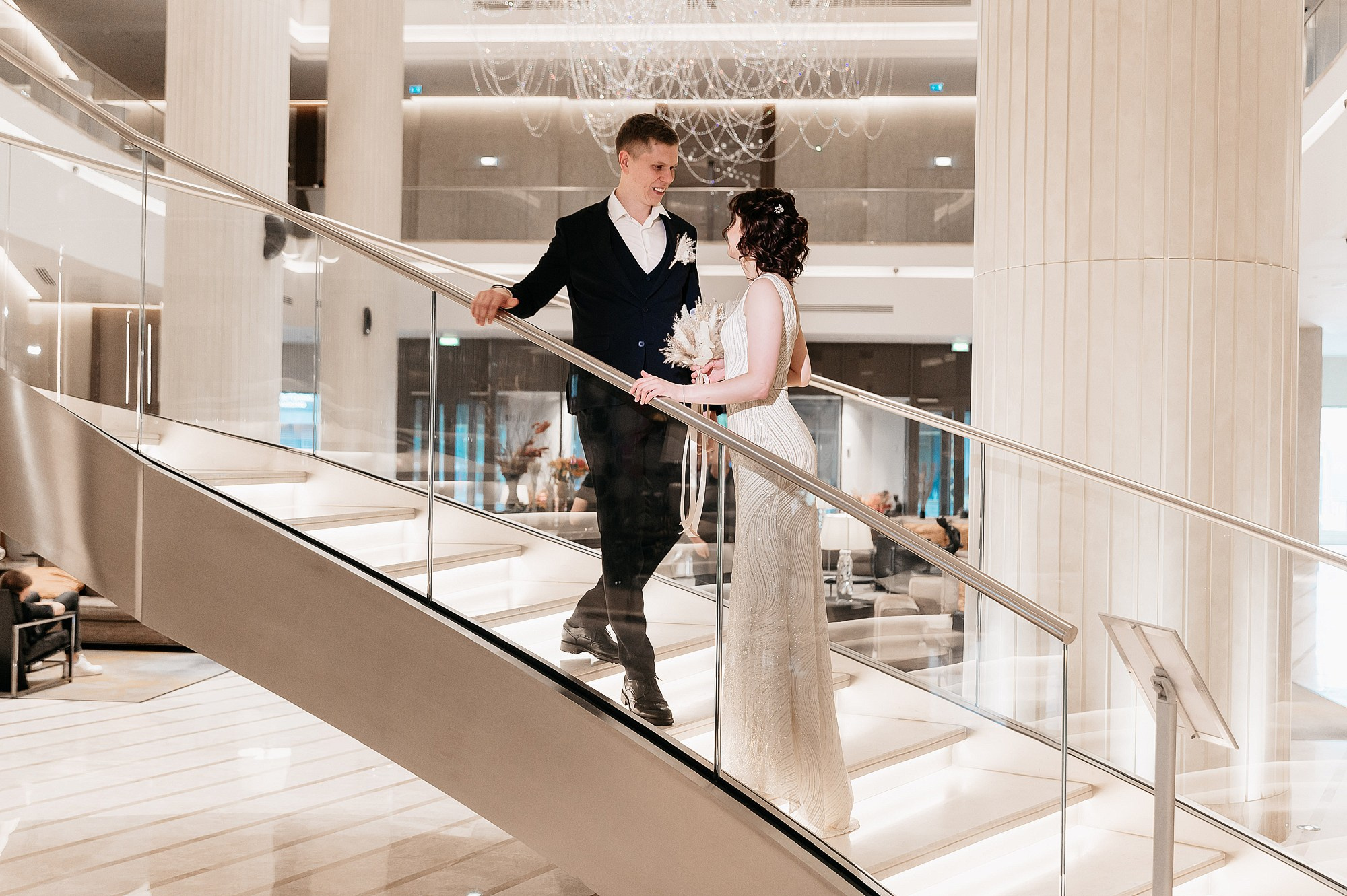 Денис и Екатерина ВДНХ. Свадебный фотограф в Дубне Алексей Фонарёв