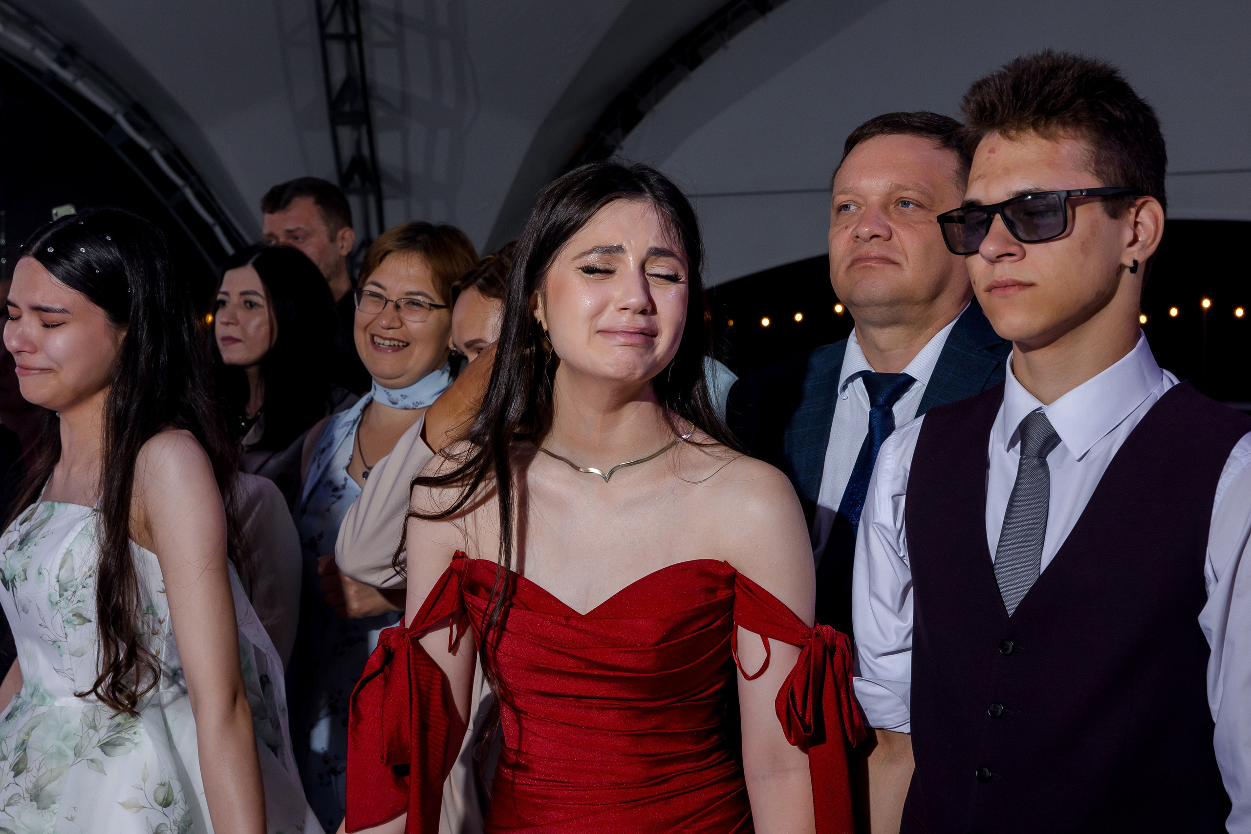 ВЫПУСКНОЙ White Place — Гимназия 52. Свадебный и семейный фотограф Динар Гильмутдинов