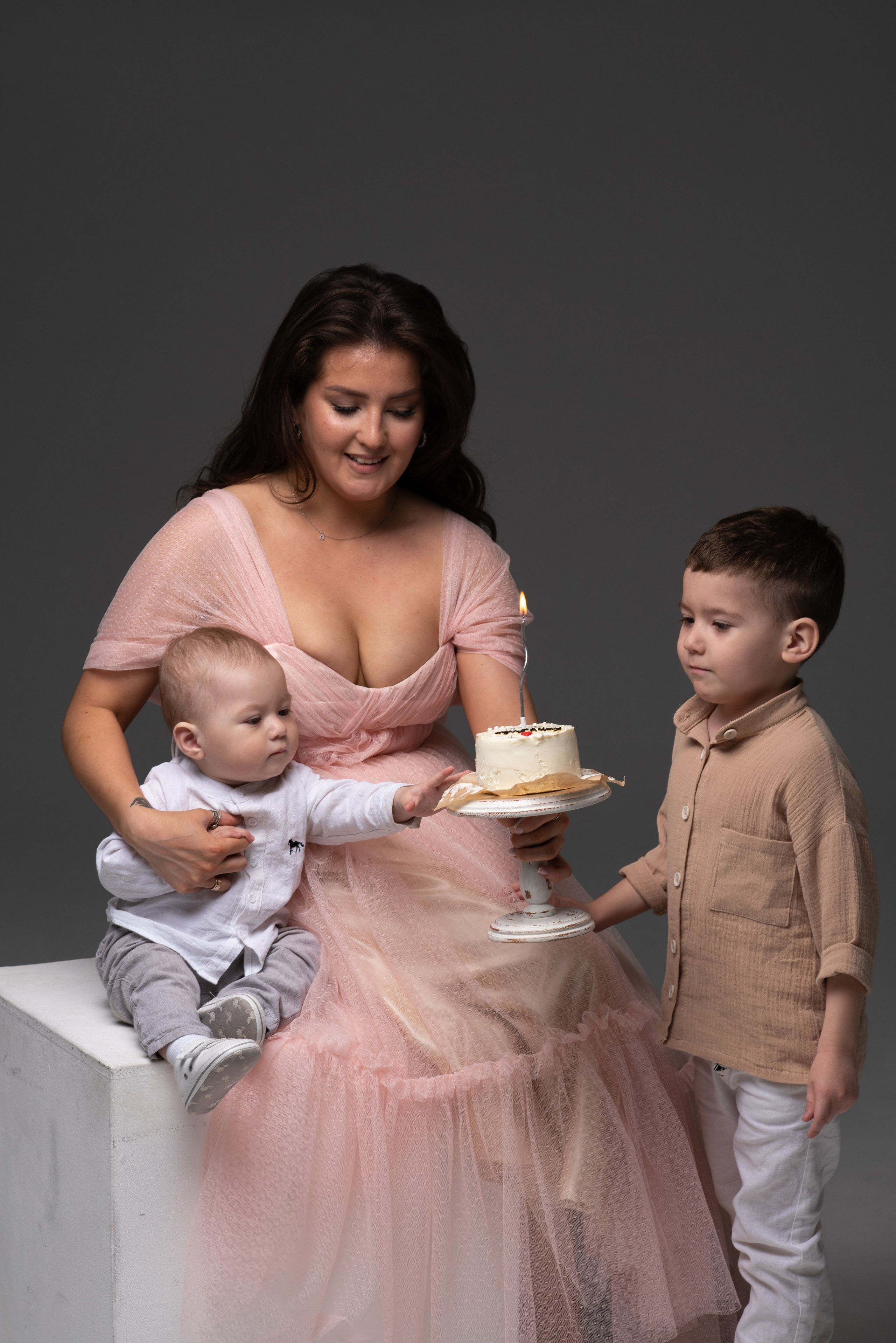 Циклорама и лаконичные студии. Фотограф Мария Усманова, Казань