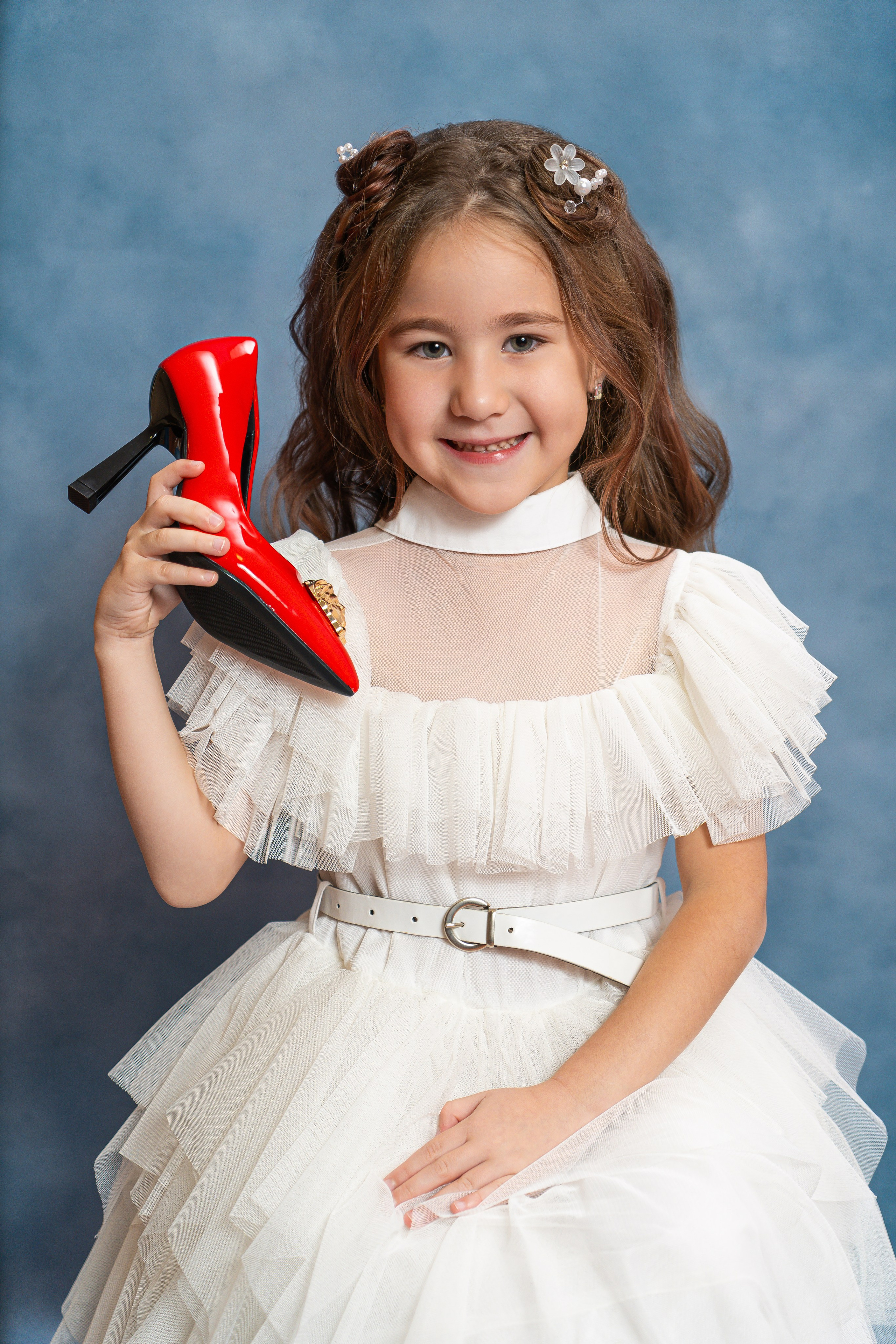 Выпускные альбомы. Akhmadeevmedia.ru