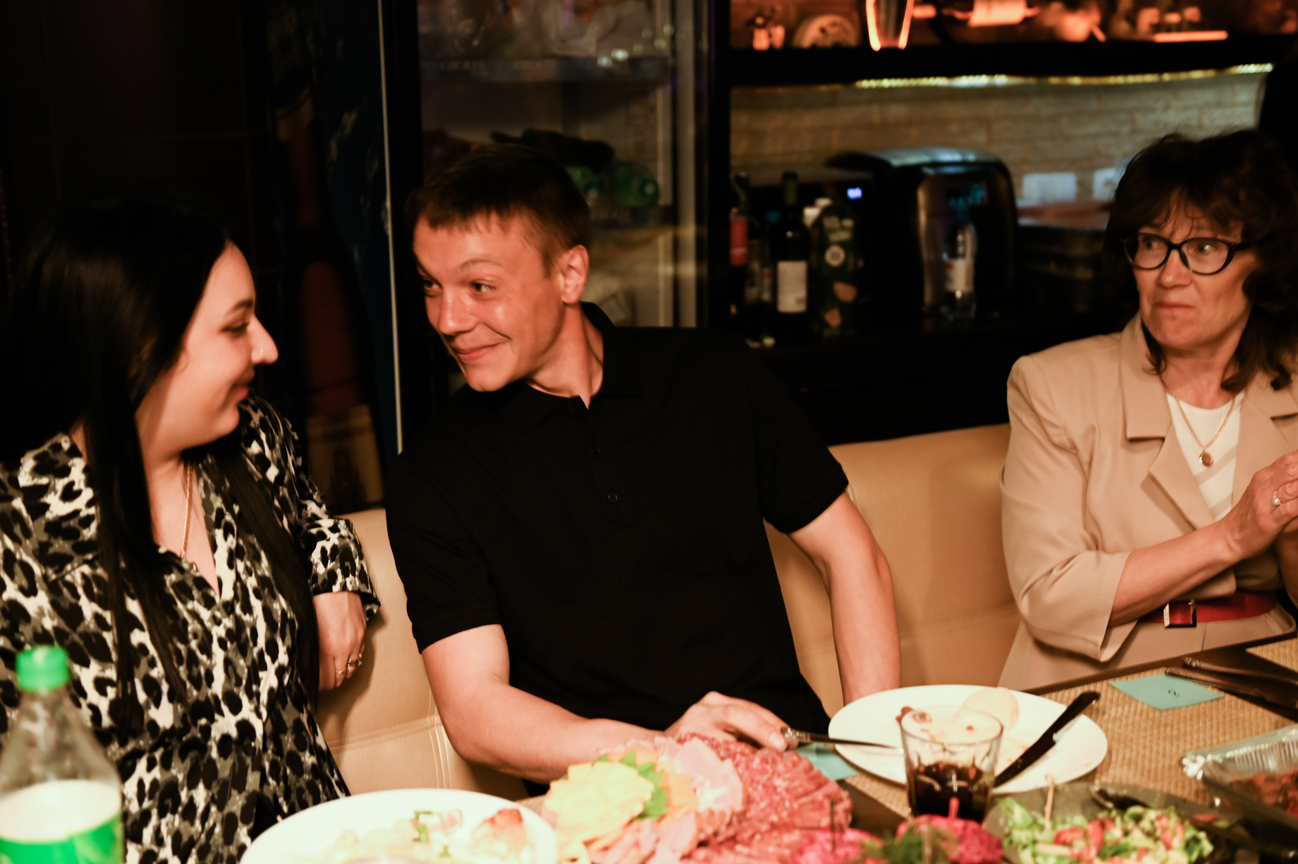 День рождения. Свадебный, семейный, детский, контент фотограф в Омске Максим Ильин