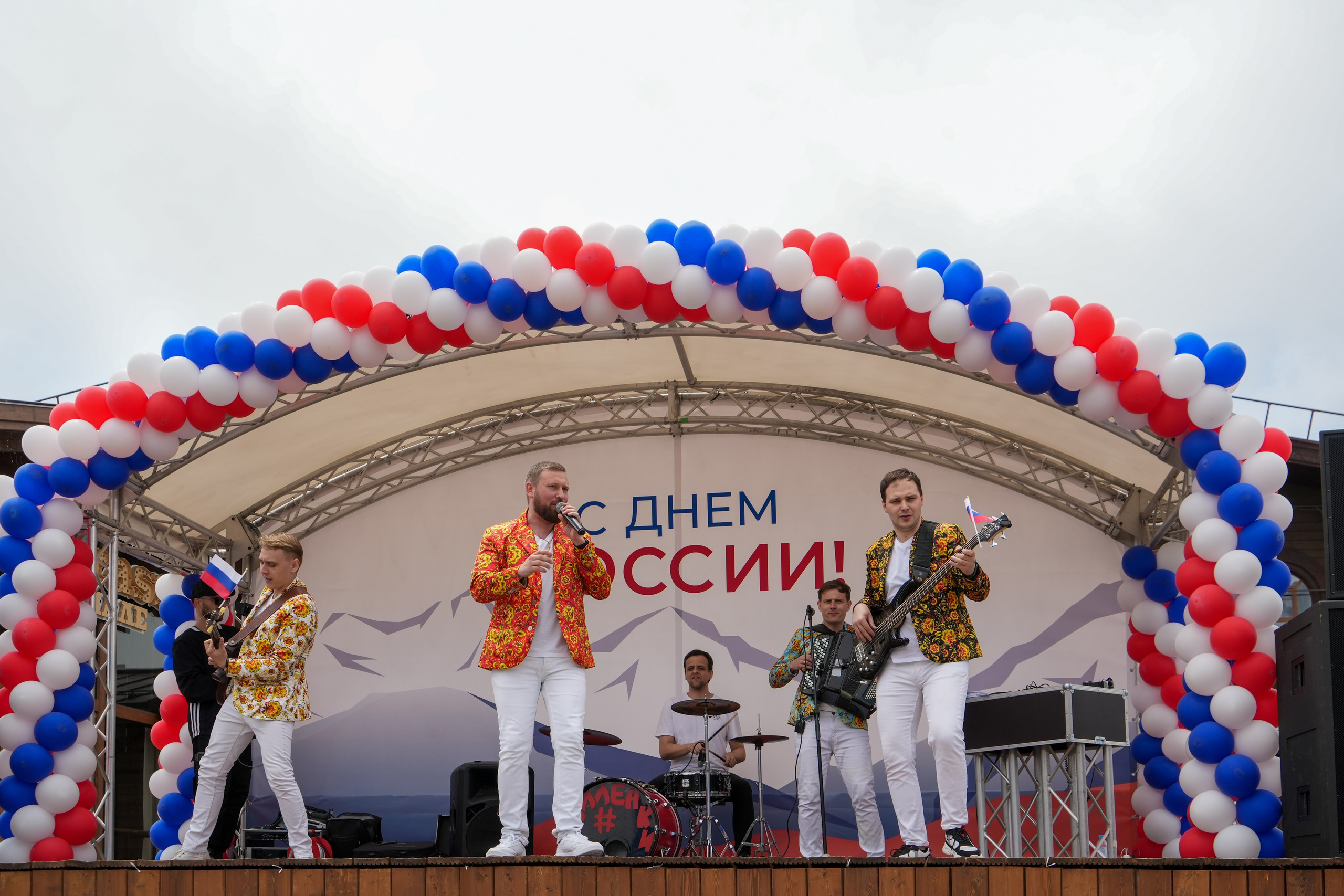 День России на курорте Газпром 2023. Репортажный фотограф в Красной Поляне и Сочи Павлюченко Екатерина