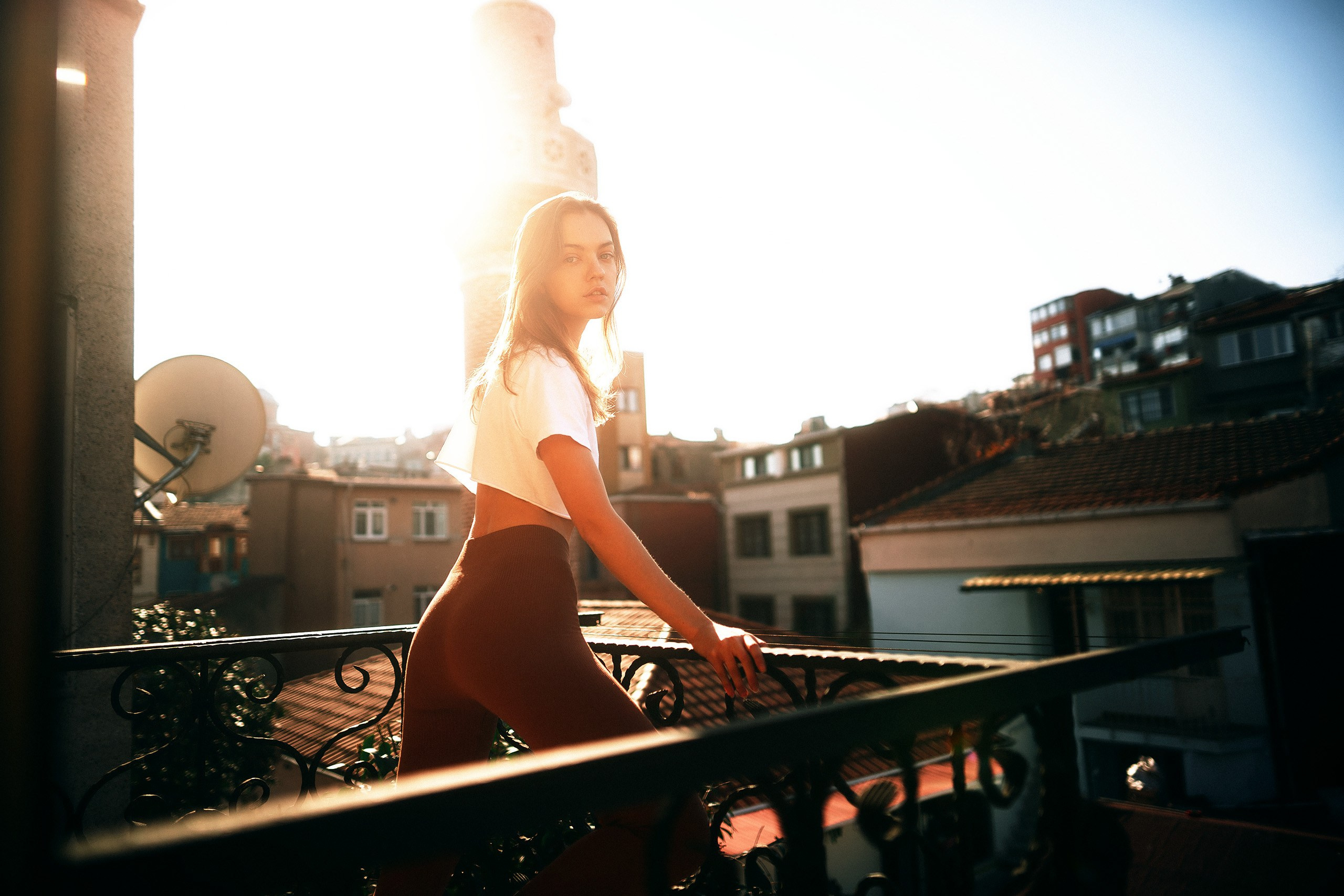 Olya. Максим Густарев — фотограф