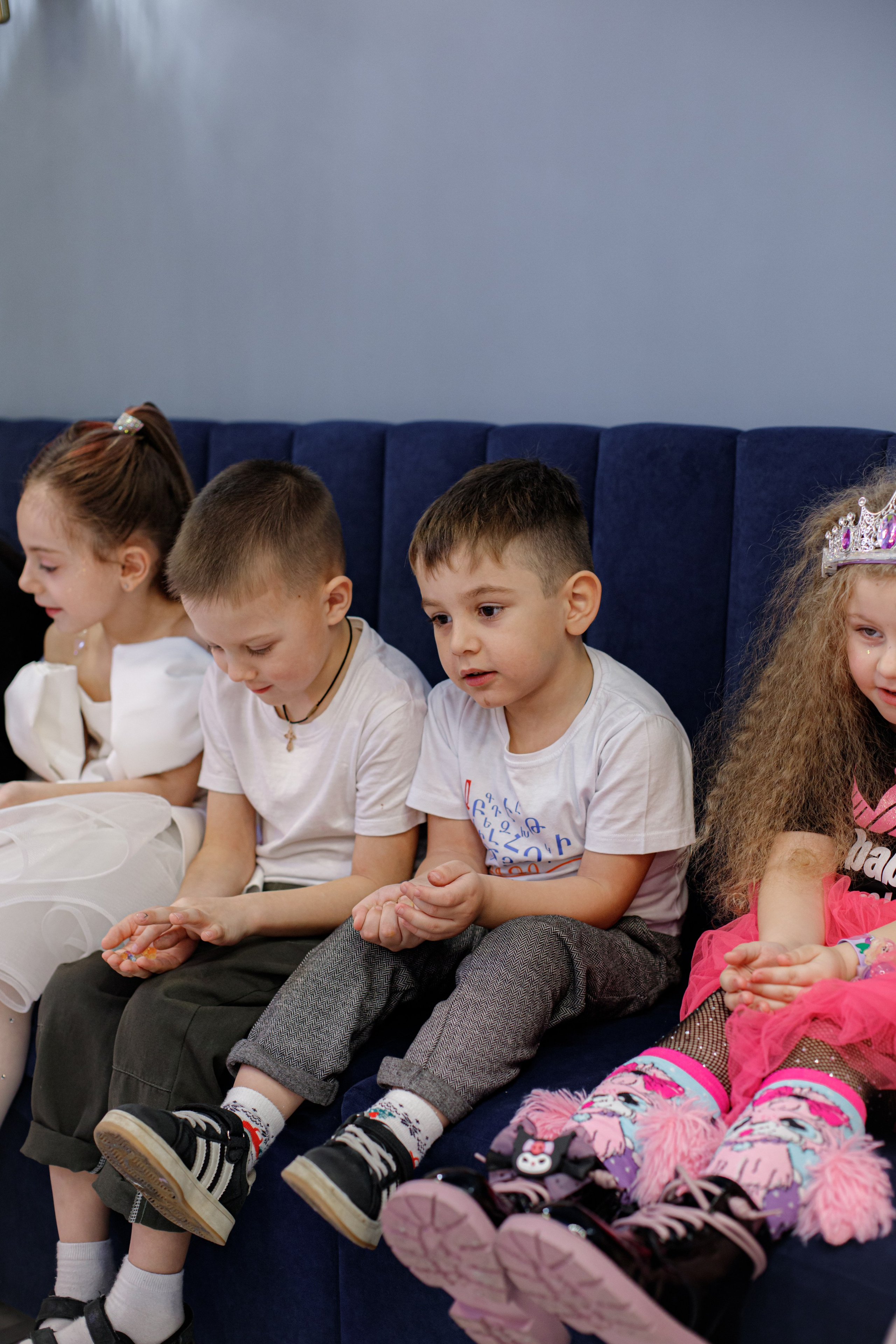 ASIA'S BIRTHDAY PARTY. Photokarish