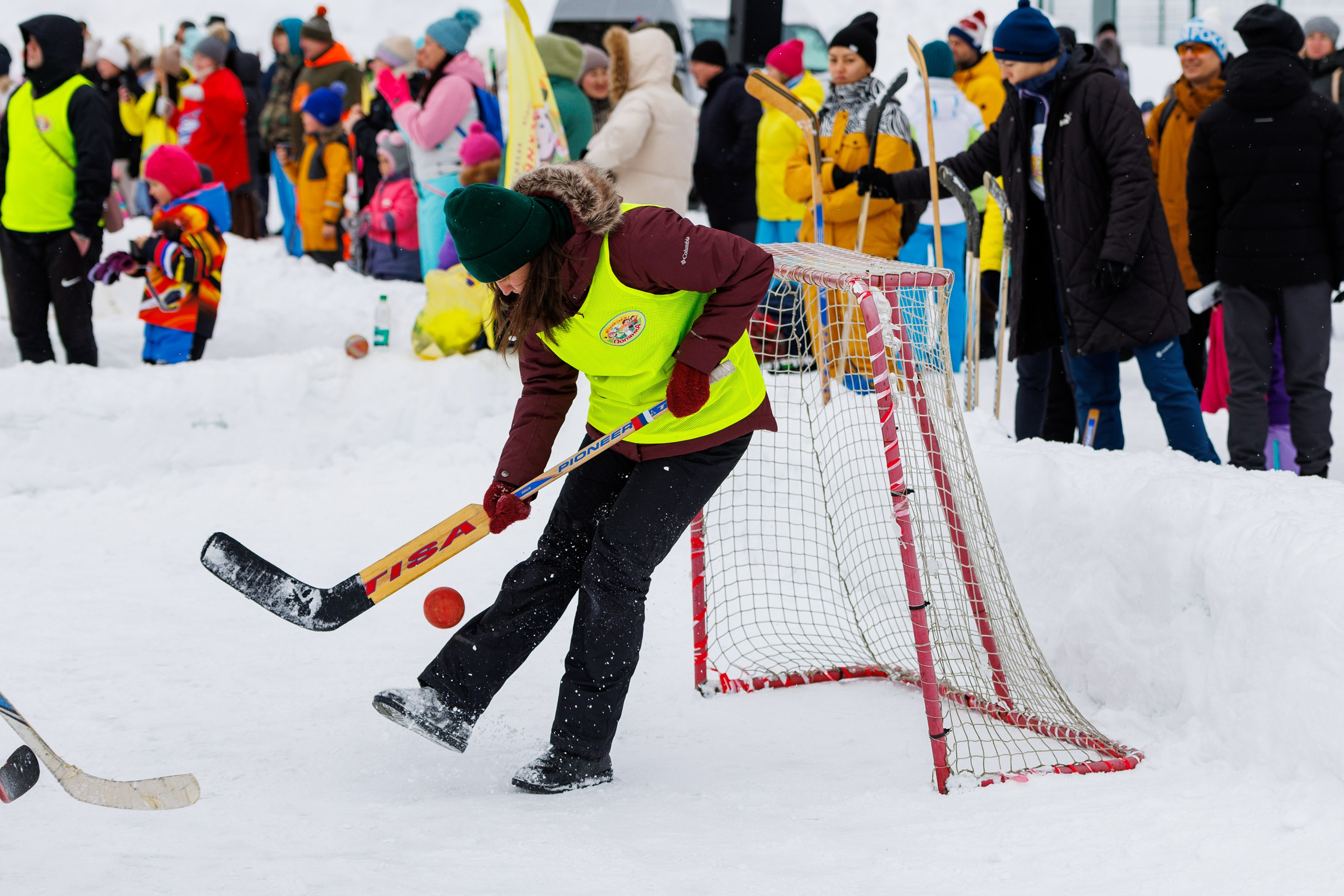 XIII чемпионат  по «ХОККЕЮ В ВАЛЕНКАХ». Свадебный, семейный и репортажный фотограф в Южно-Сахалинске Артур Петросян