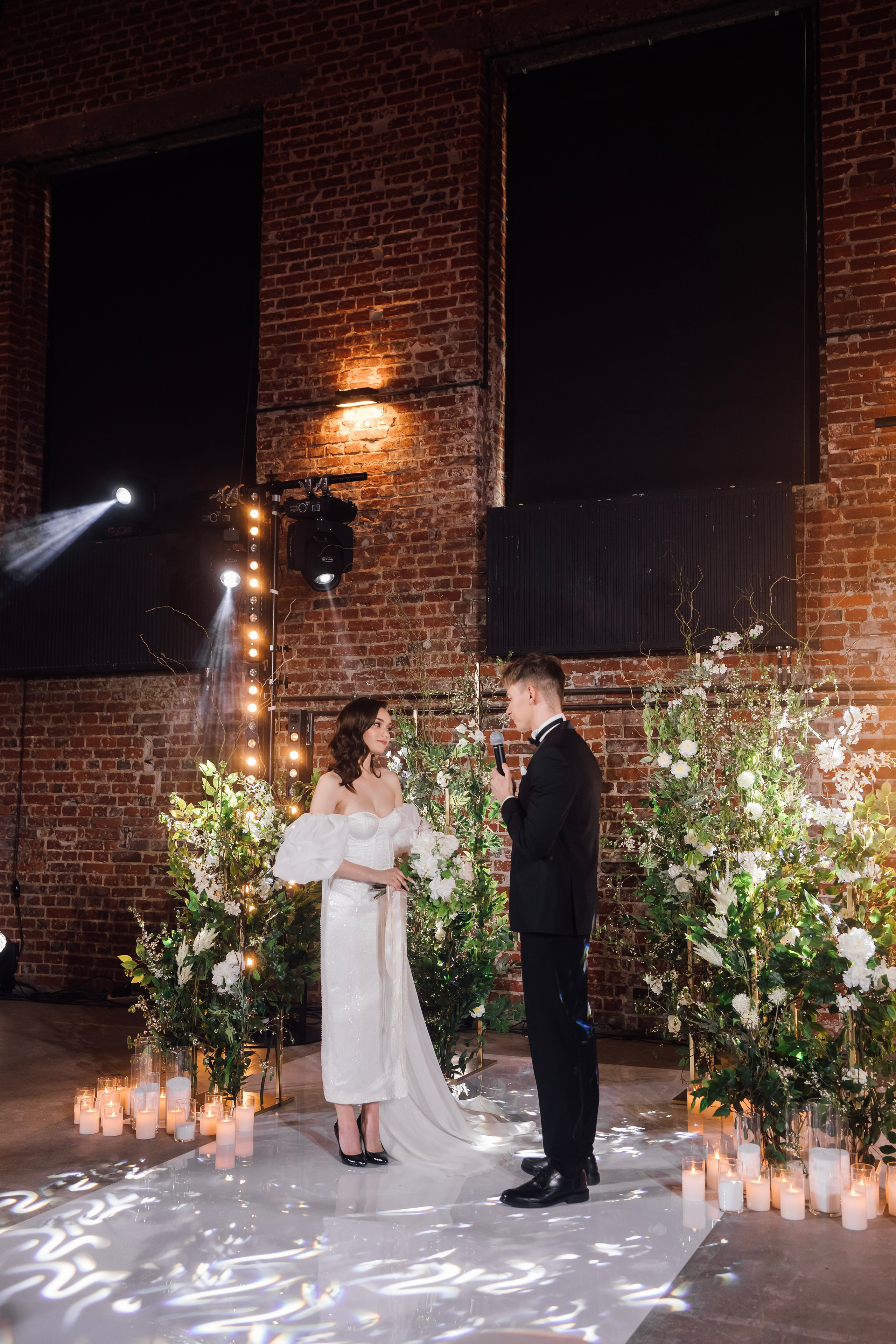 Мария и Алексей. Лофт. Свадебный и семейный фотограф в Москве Евгения Лисина