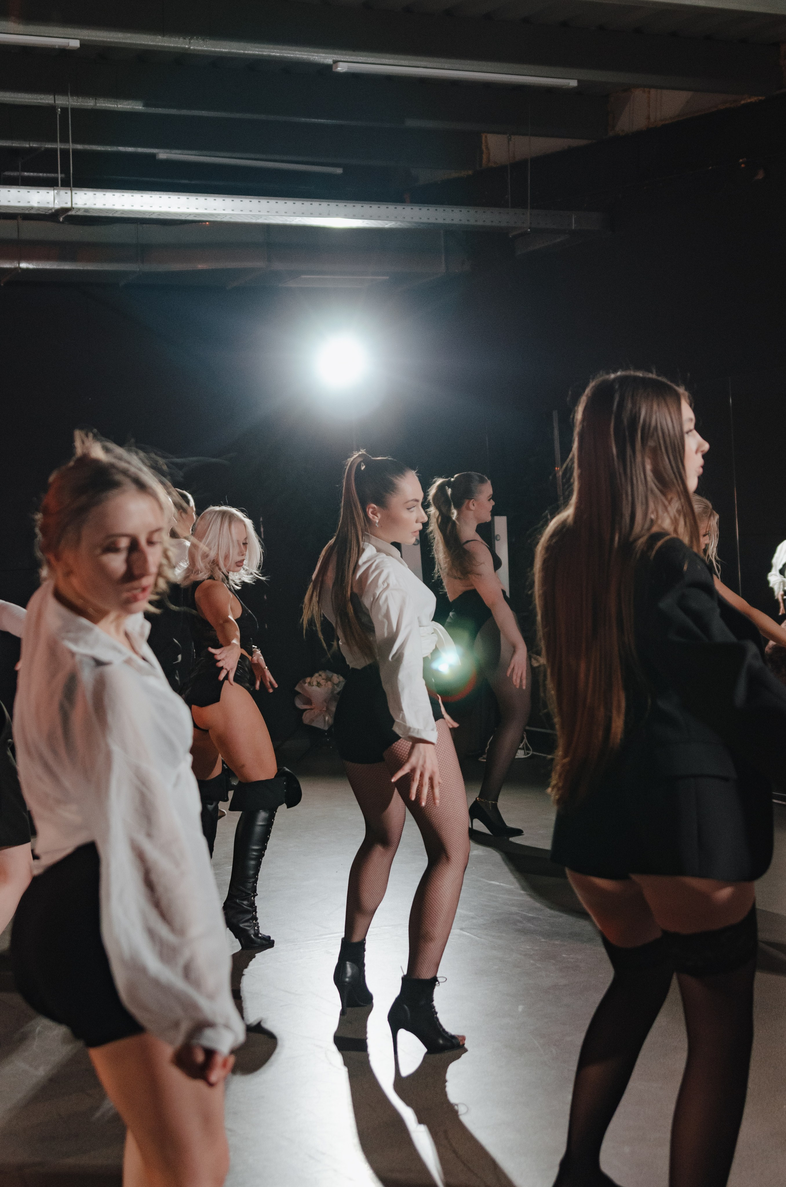 Birthday heels class Екатерины Ингачевой. Денисова Аля — фотограф для парных съемок и индивидуальных историй в Барнауле