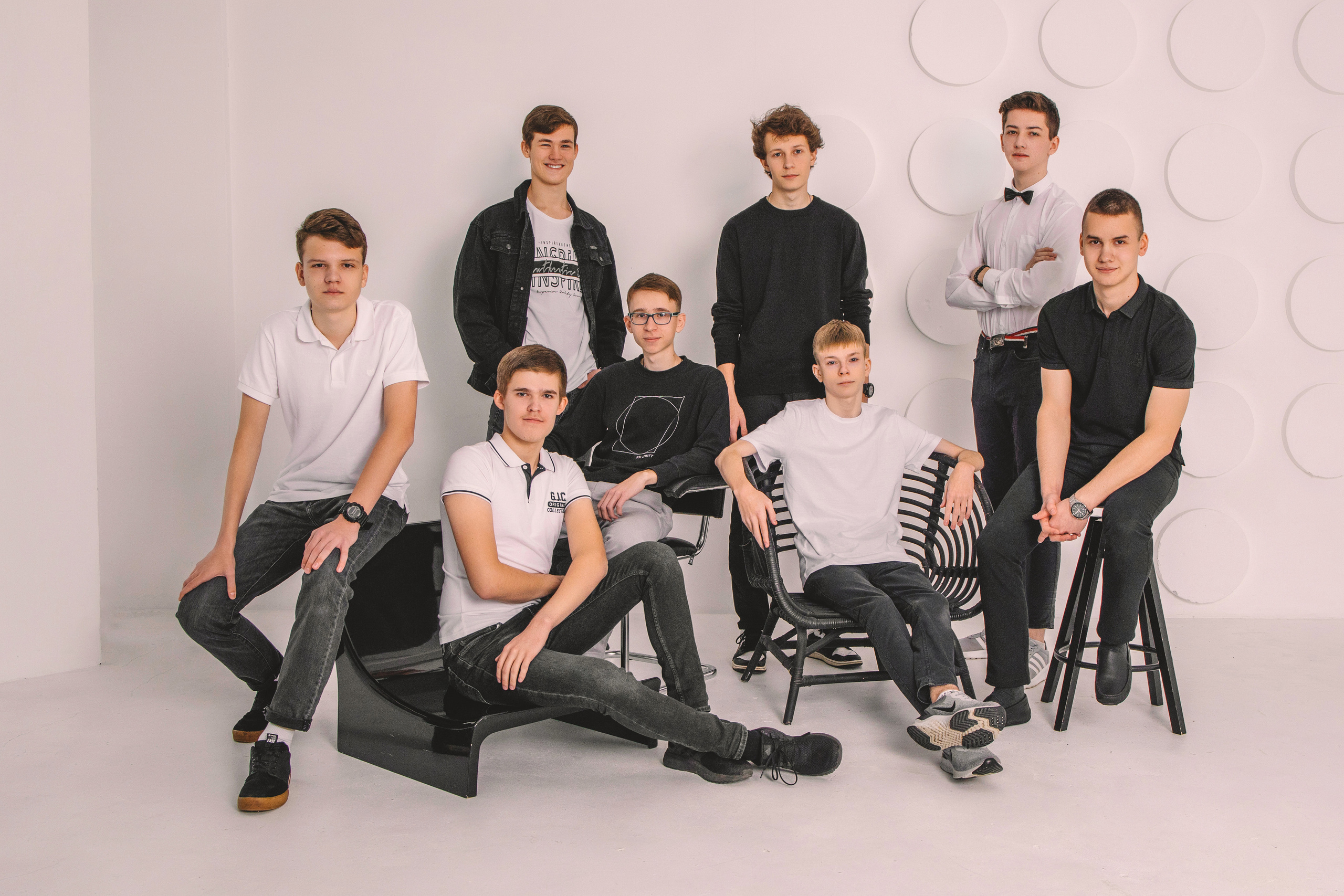 9-11 Черное и белое