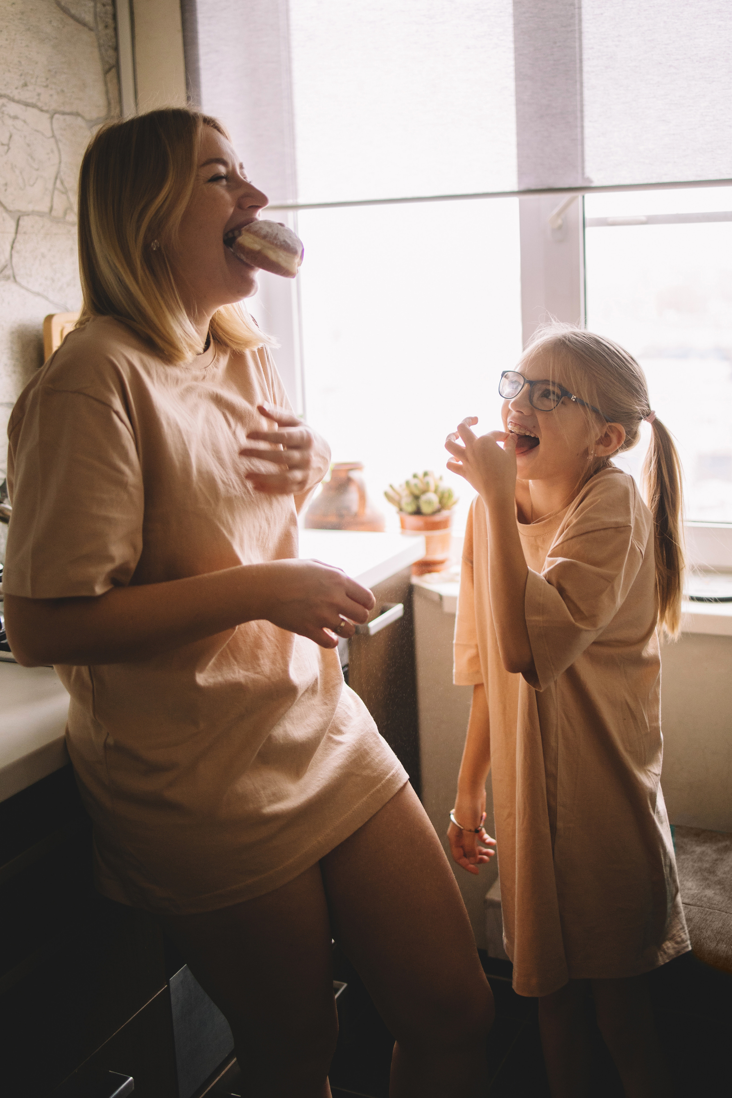 Аня+Рома=Зоя