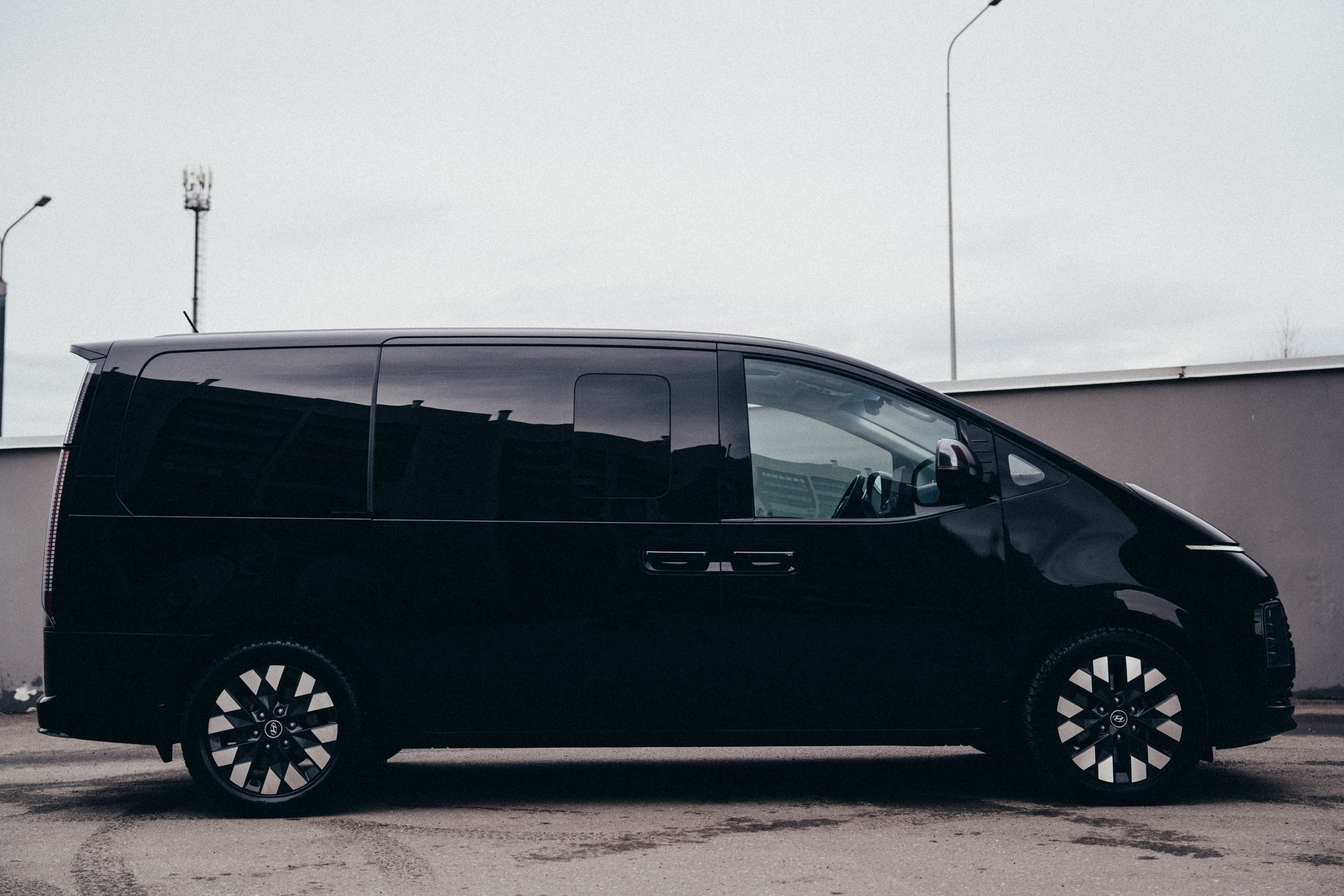 Hyundai Staria. Идеальные портреты для соцсетей — Фотограф Ленар