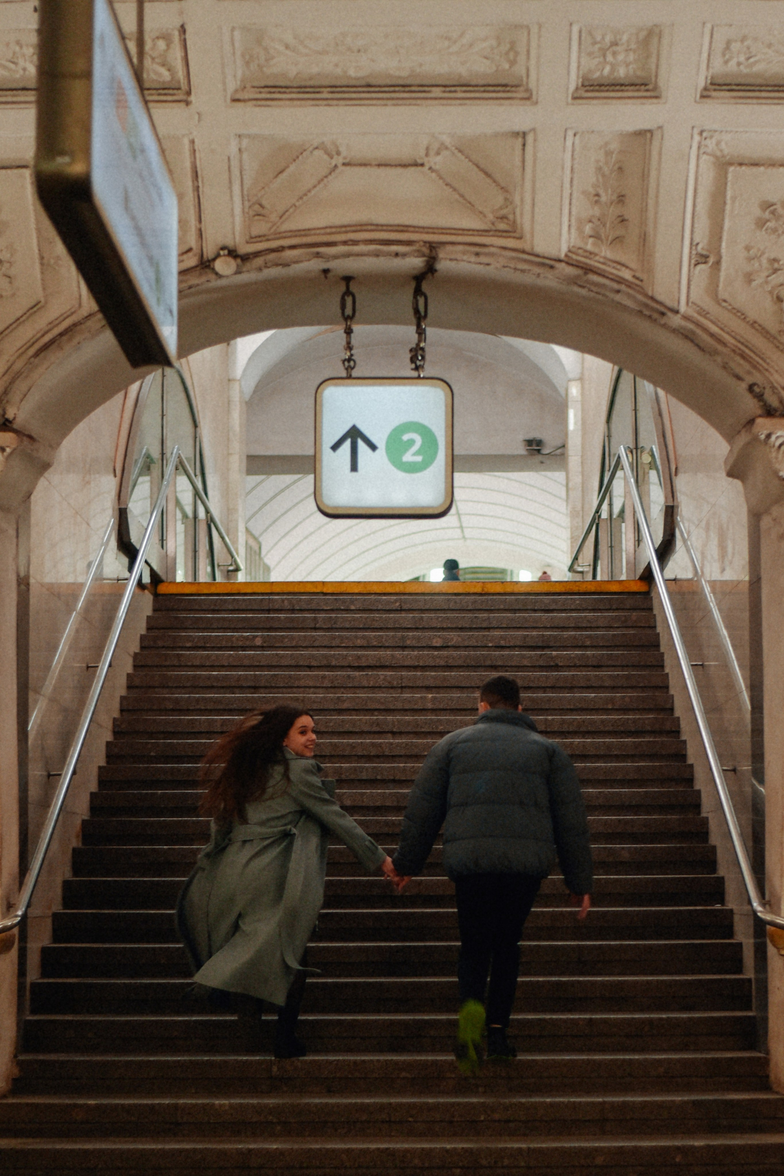 Пустое метро. Фотограф Лола Волна, город Москва