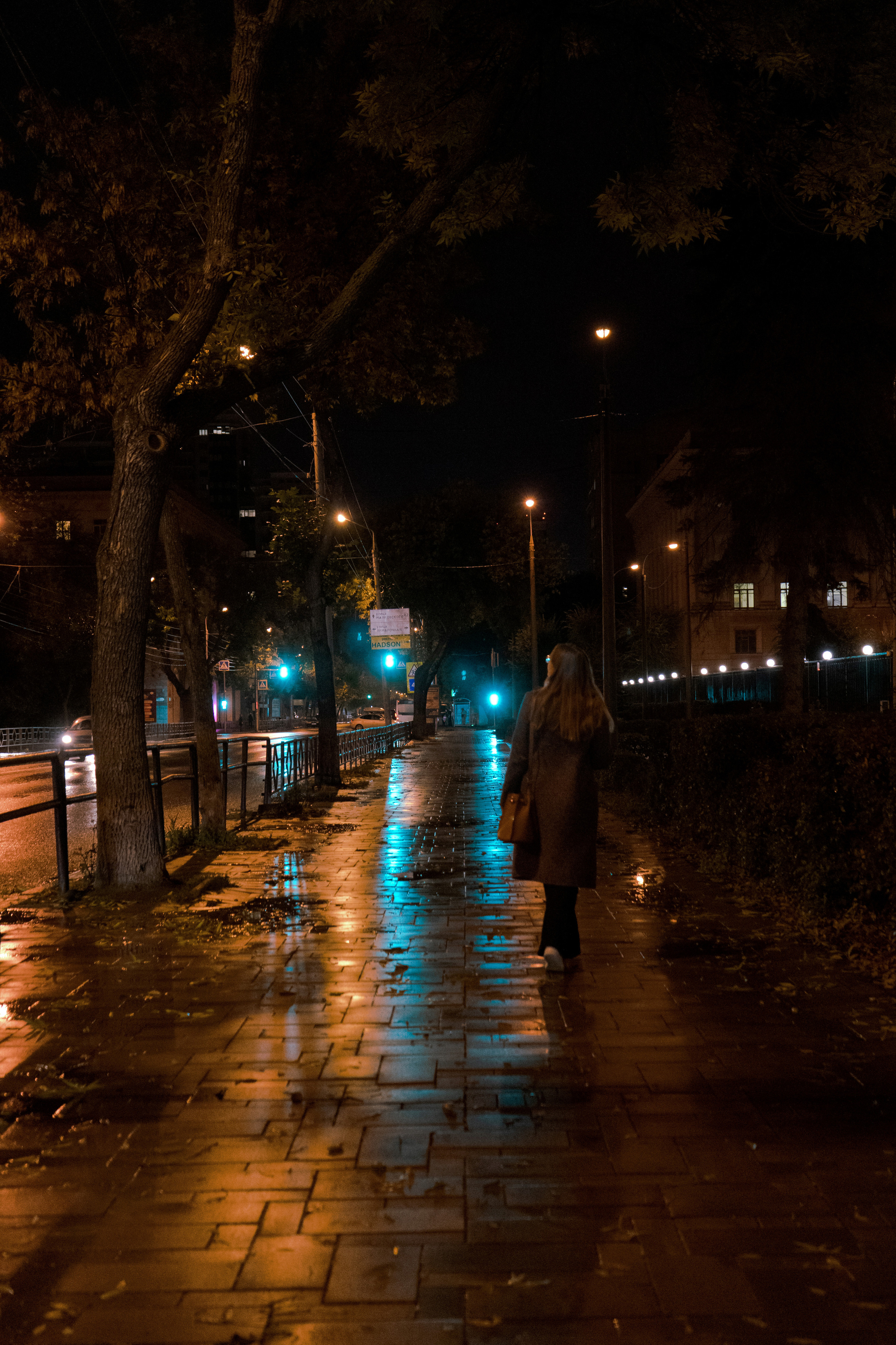 Девушка и ракета. Портретный фотограф в Самаре