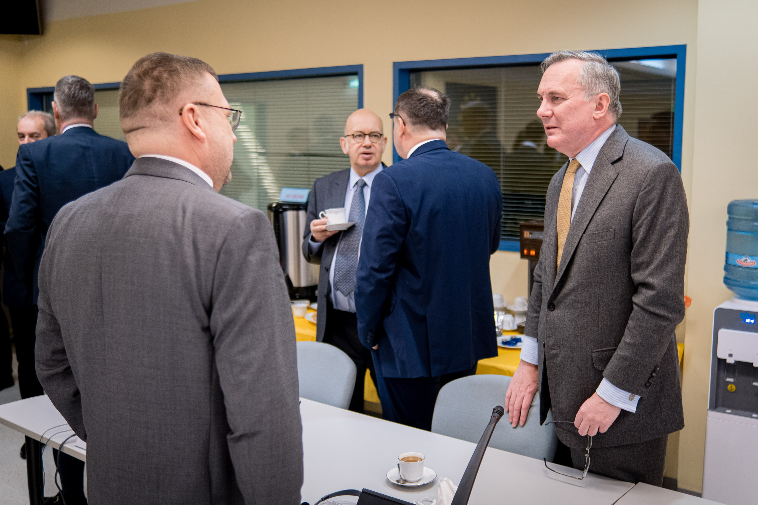 Заседание представителей стран ЕС в Москве. Репортажный фотограф Денис Тихомиров. Москва