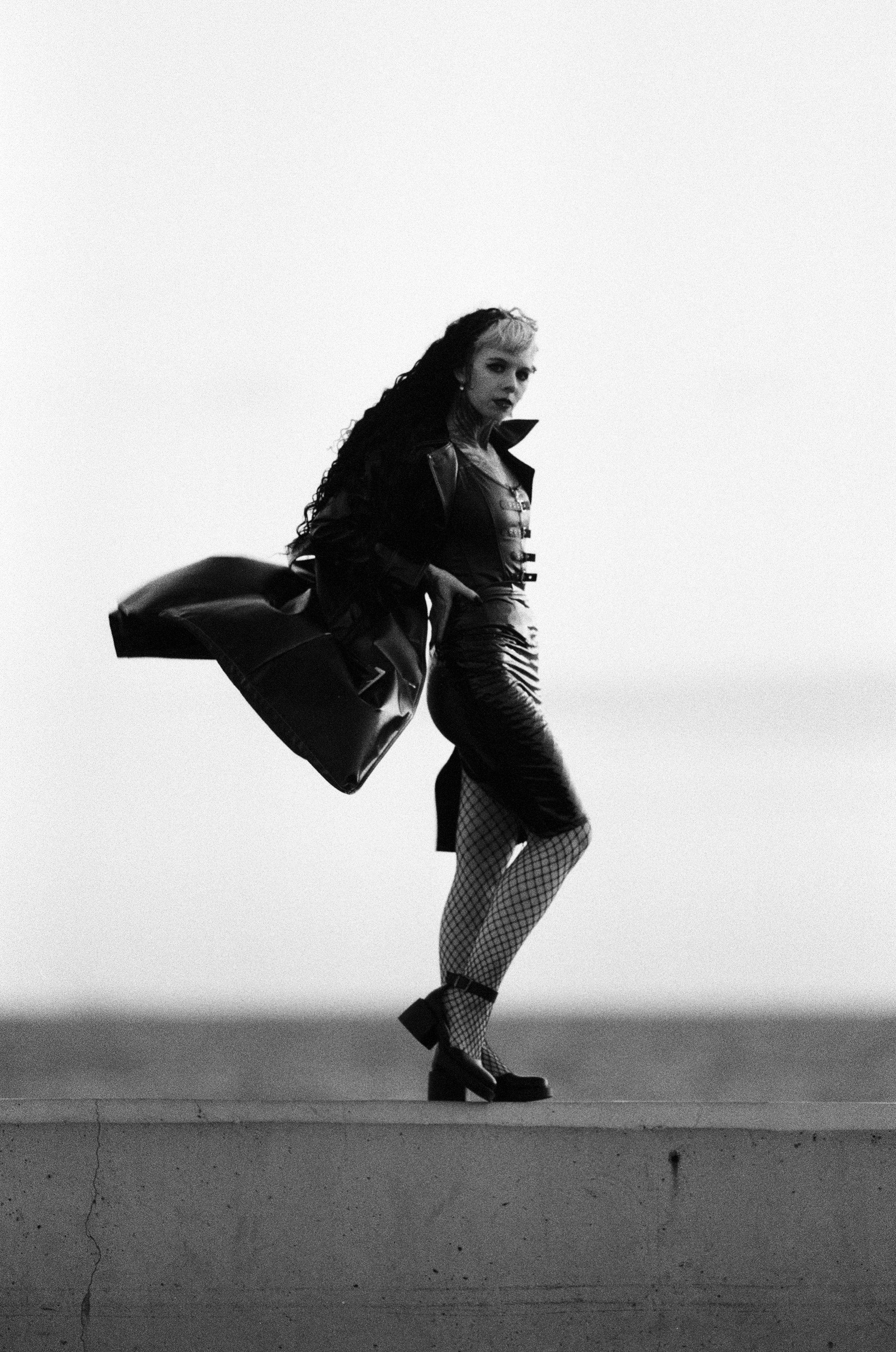 Shanghai GP3 100 Canon EOS 30 + Canon EF 300mm f/2.8 L IS USM 