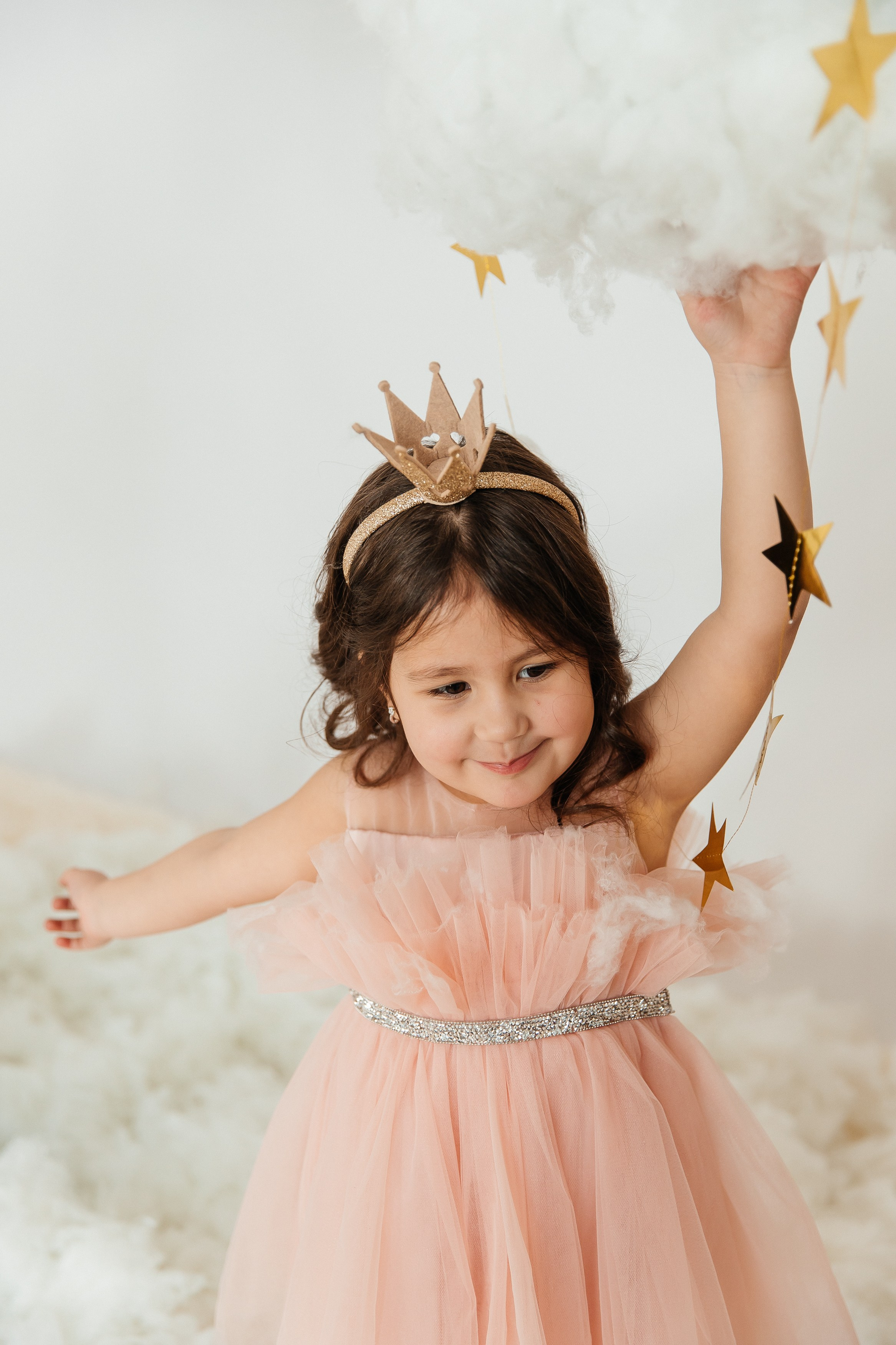 Маюша и Милаша в облаках. Воронистая Анастасия. Фотограф Якутия, Томпонский район