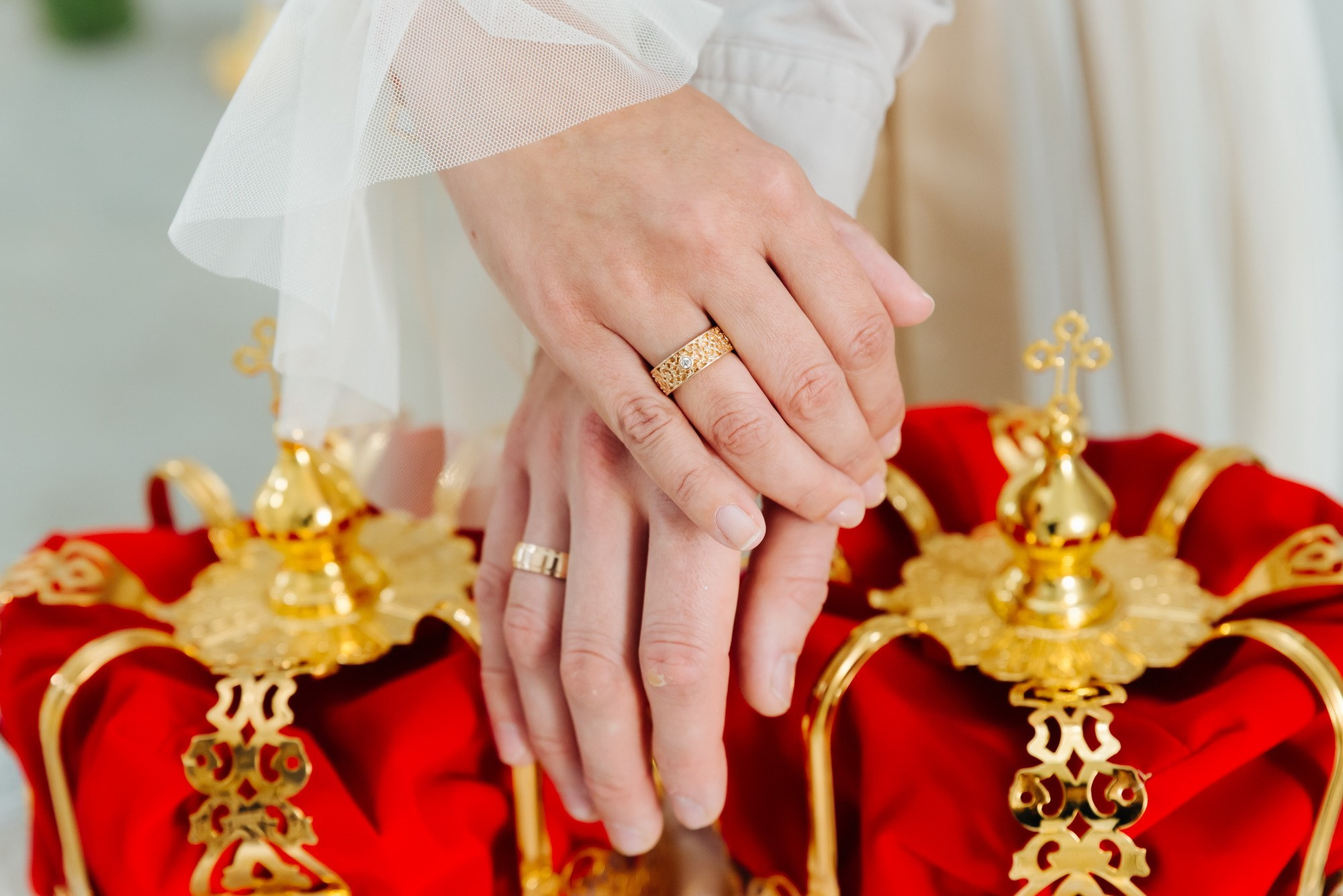 где лучше венчаться спб, смольный собор, сколько стоит венчание, лучший храм церковь для венчания, стоимость венчания в смольном соборе, фотограф на венчание, обвенчаться в Питере, смольный собор как обвенчаться