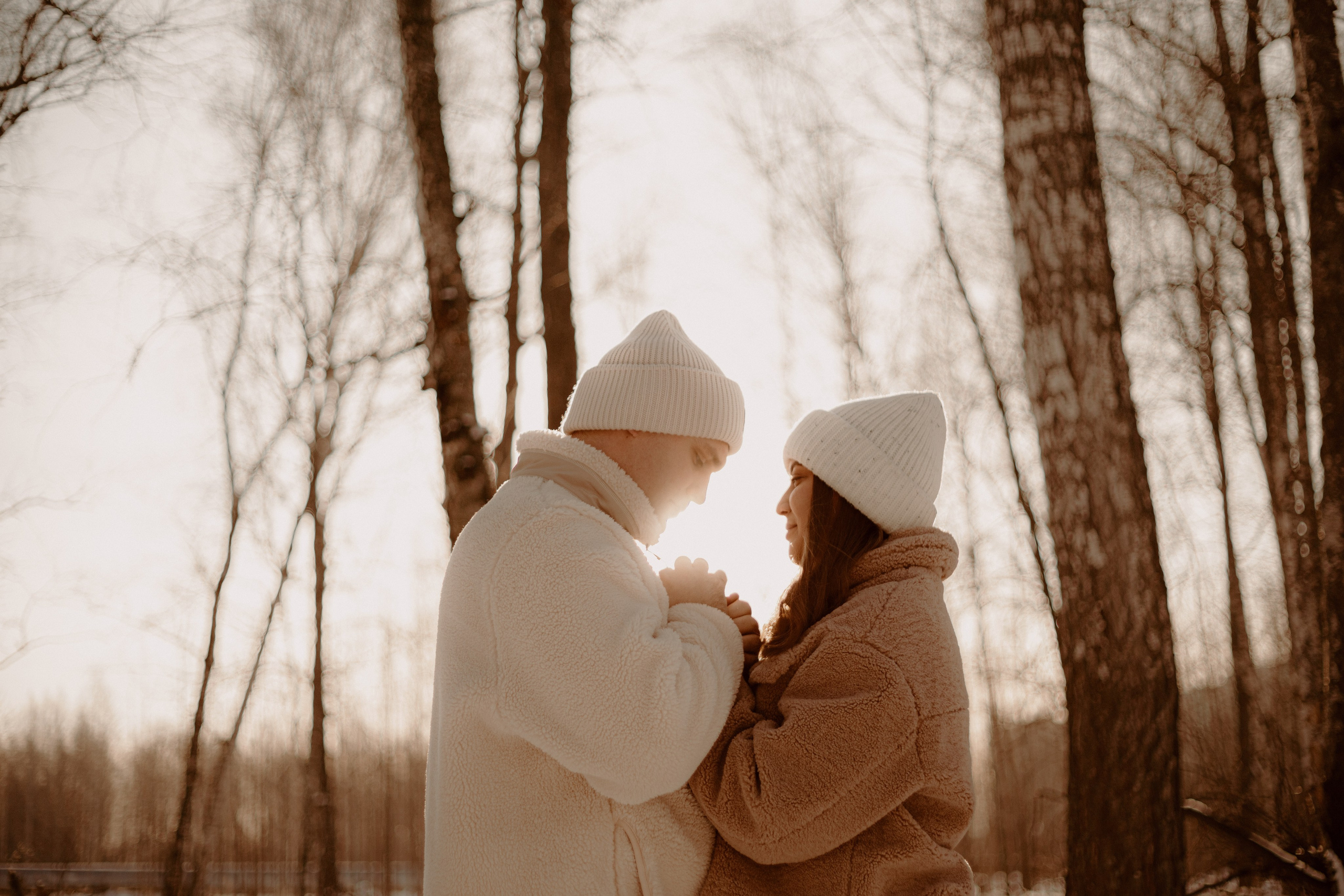 Тепло в зимнем лесу. Арт-фотограф Крис Л. в Тобольске: портрет, семейные, свадьбы