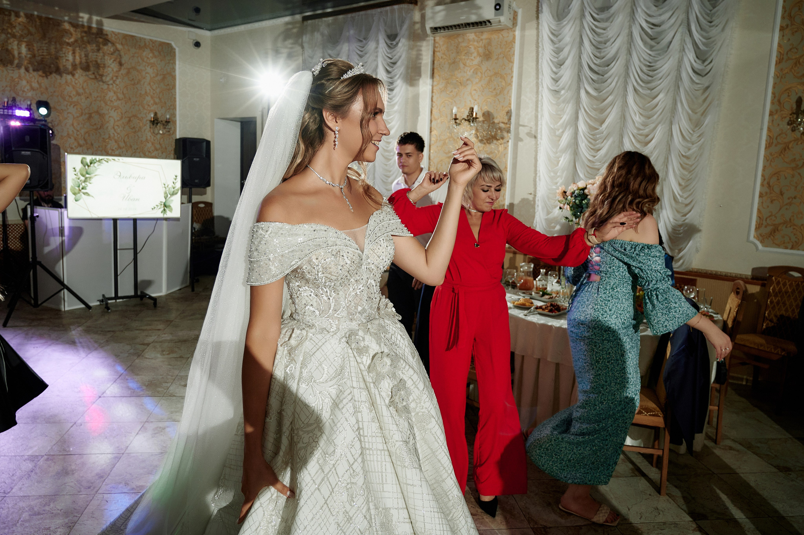 Иван и Эльвира. Фото-видеосъемка свадеб Venson Films