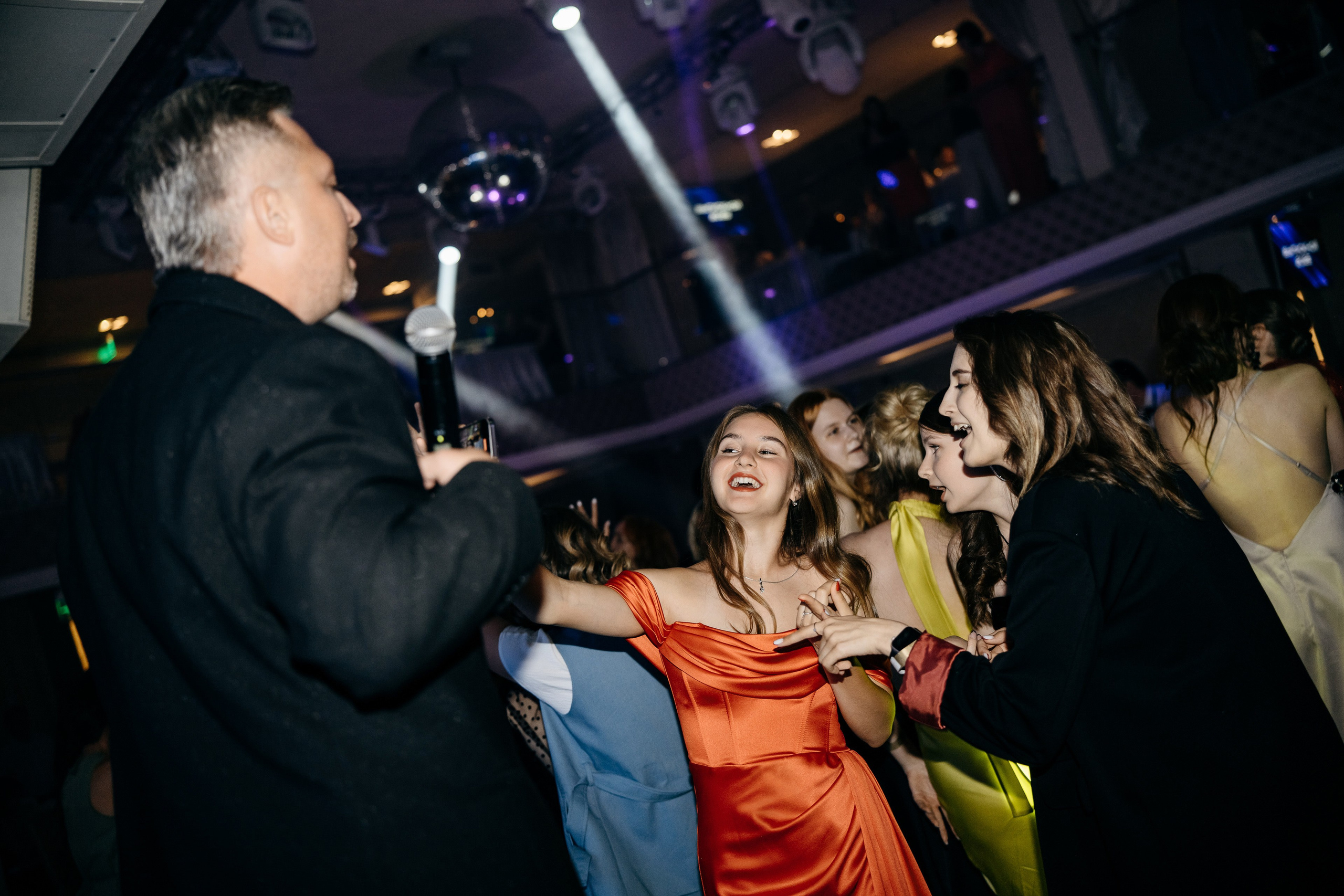 OneginHall выпускной 2025. Свадебный фотограф в Красноярске