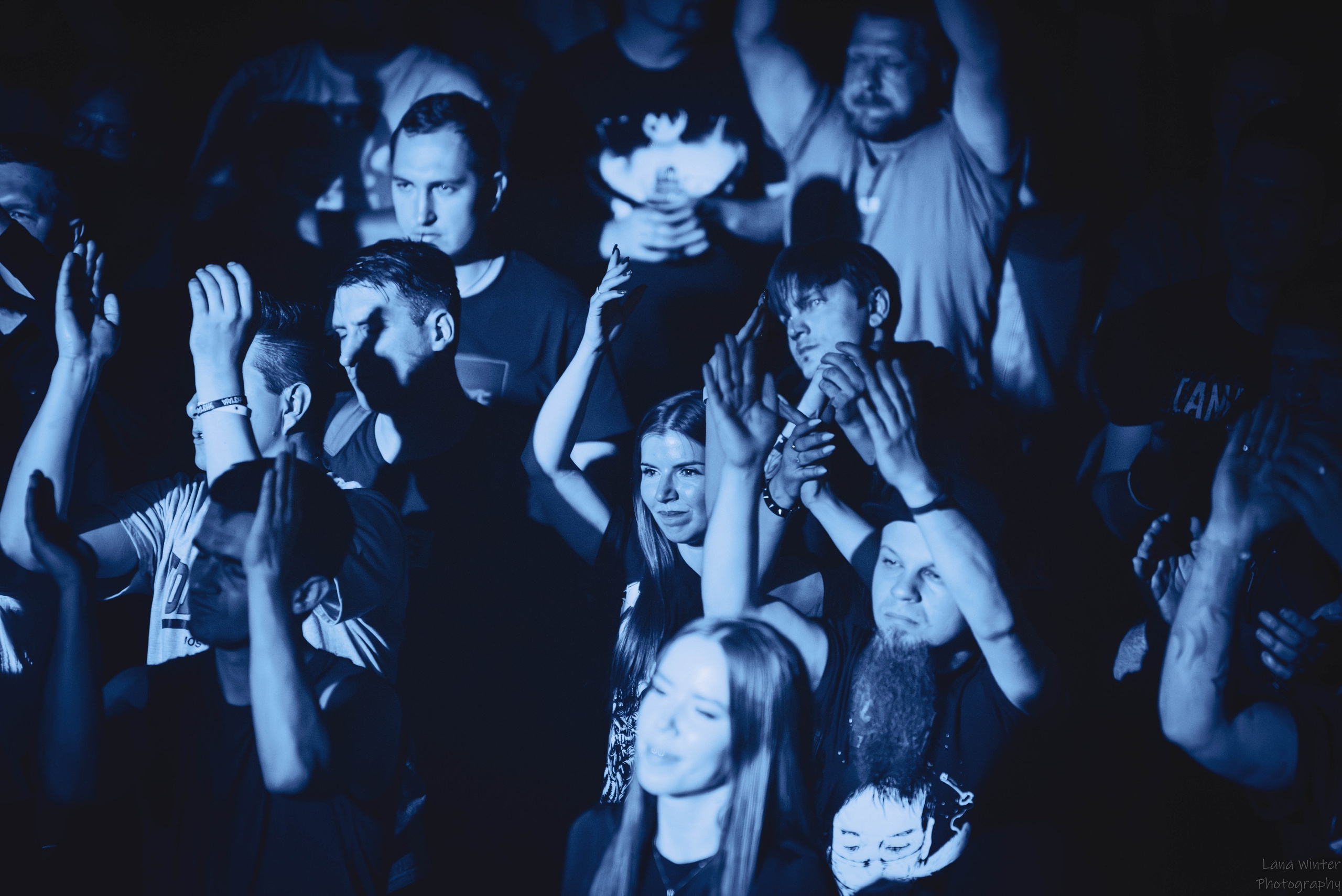 7000$ (29 июня 2025 года, Москва, клуб Урбан). Фотограф Светлана Блинова, Москва и Московская область