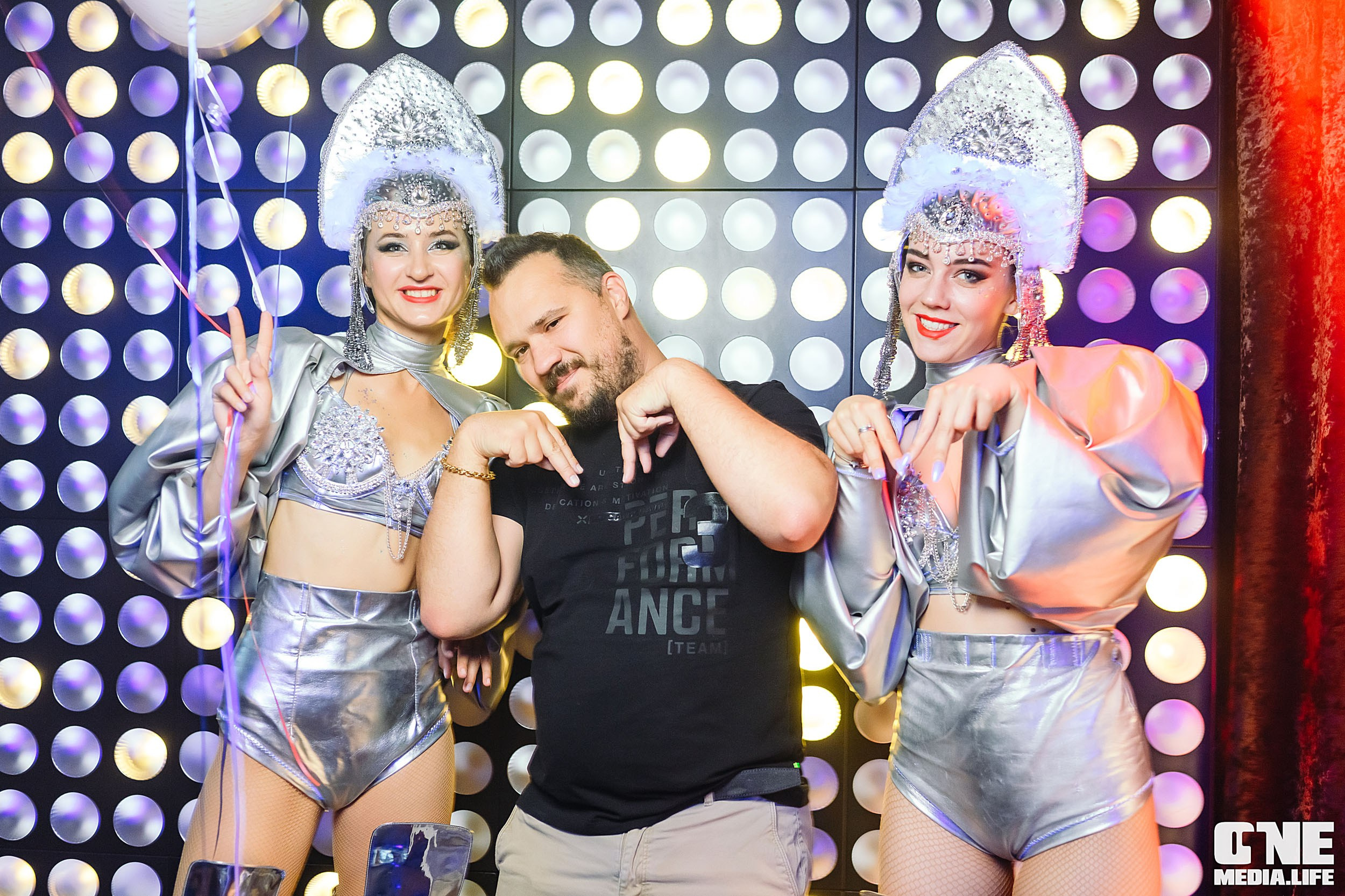 Фоторепортаж из караоке-клуба Эйфория. One Media Life: фоторепортажи, фотоотчеты с мероприятий и заведений