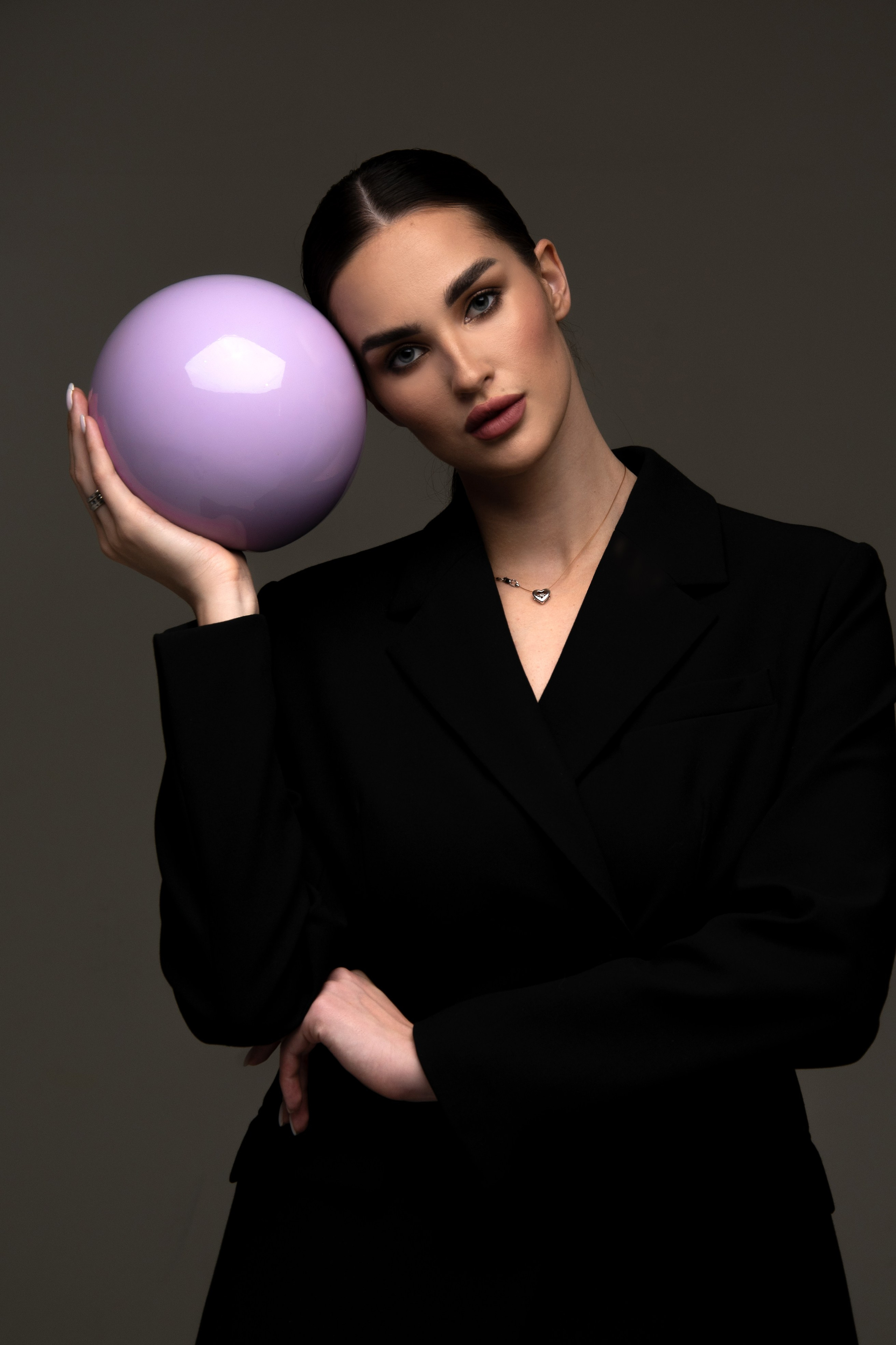 Женские портреты. Главная