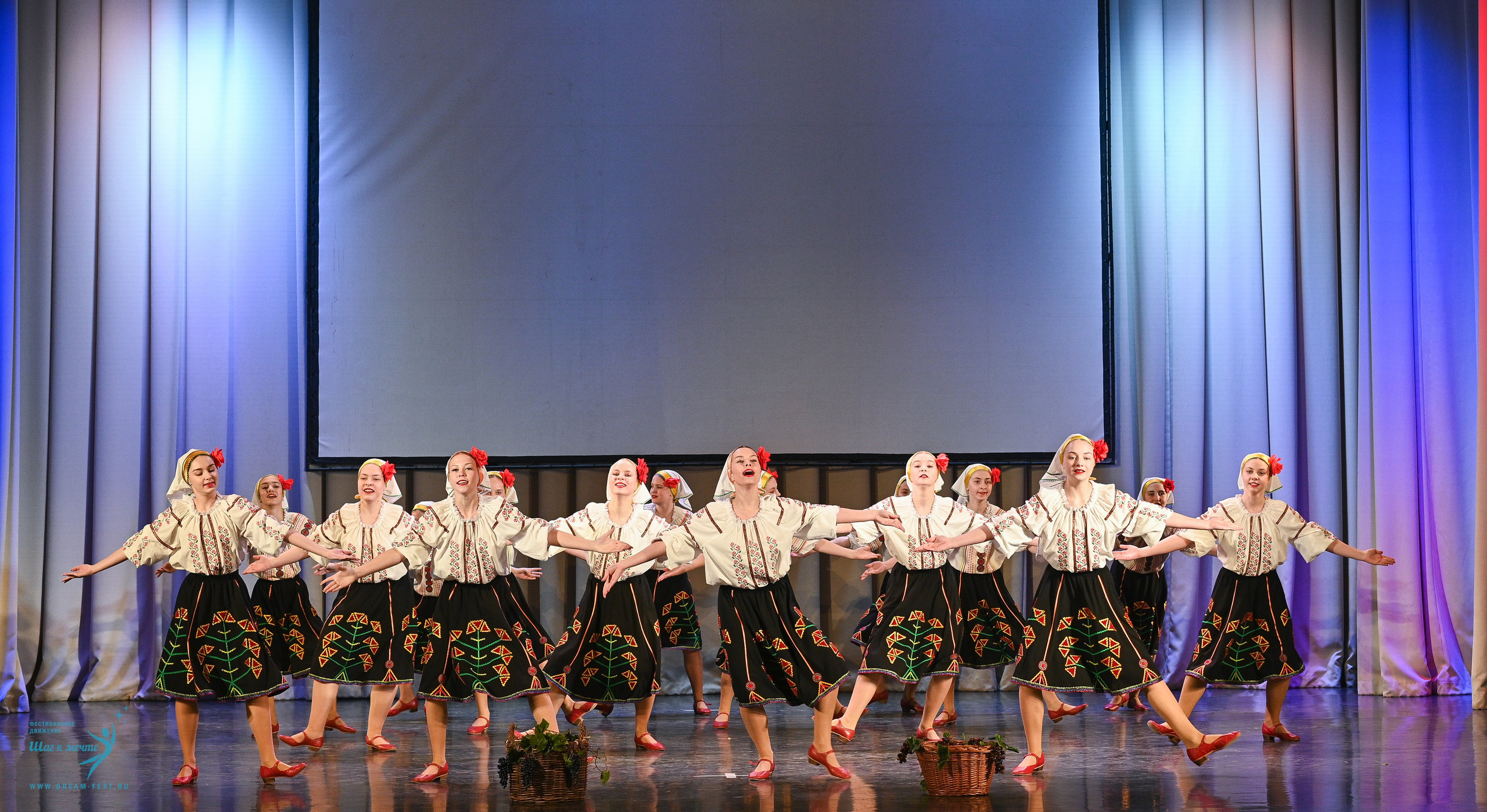 26.04.2025 Фестивальное движение «Шаг к мечте» г. Санкт-Петербург. Медиастудия Фото Концепт