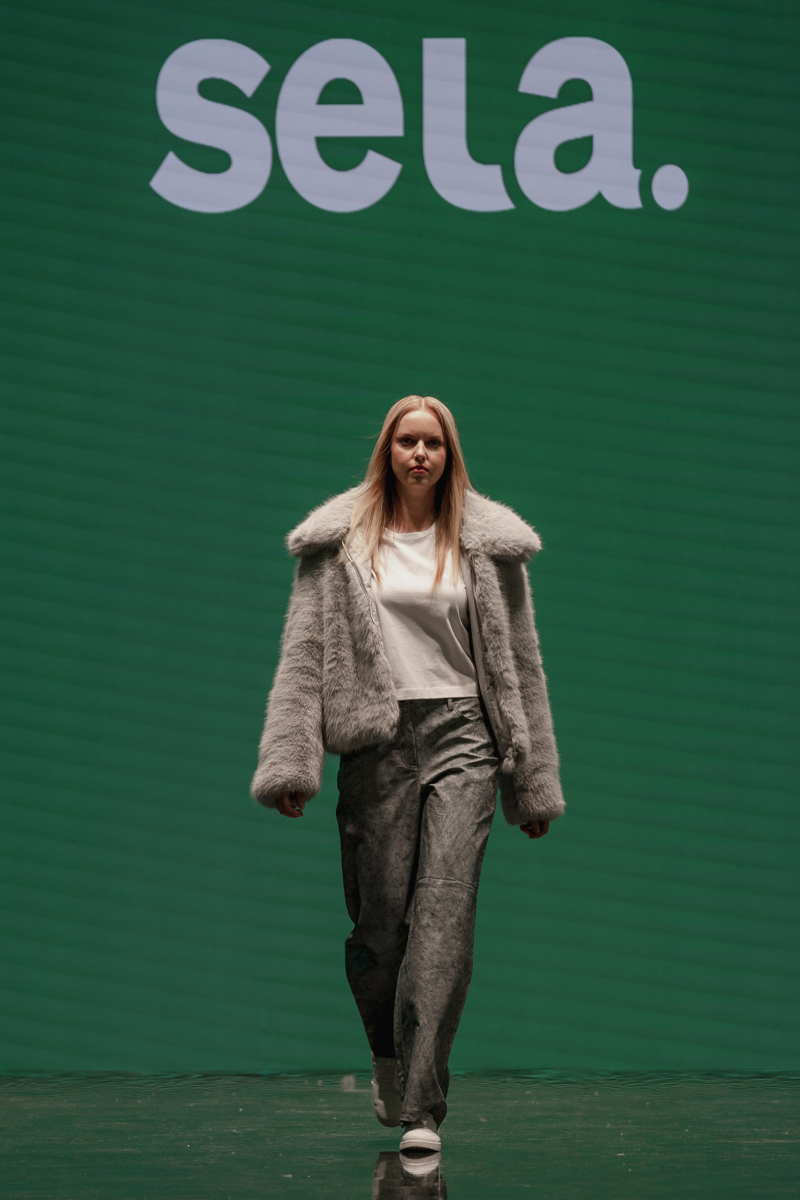 Fashion show SELA. Фэшн-фотограф в Санкт-Петербурге Дарья Семиколенных