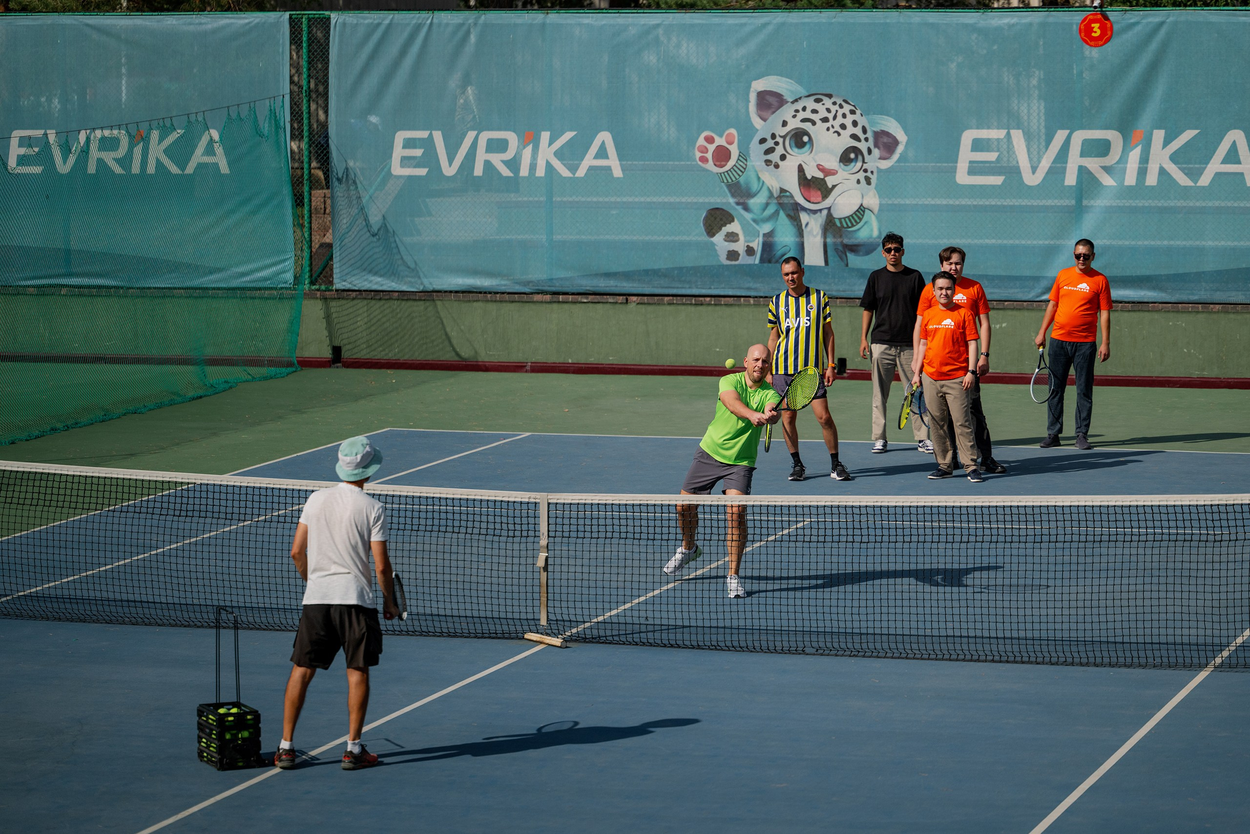 Конференция/Игра в тенис — BakoTech&Cloudfire. Фотограф в Алматы — Алексей Коньков | Репортаж, свадьбы, портреты