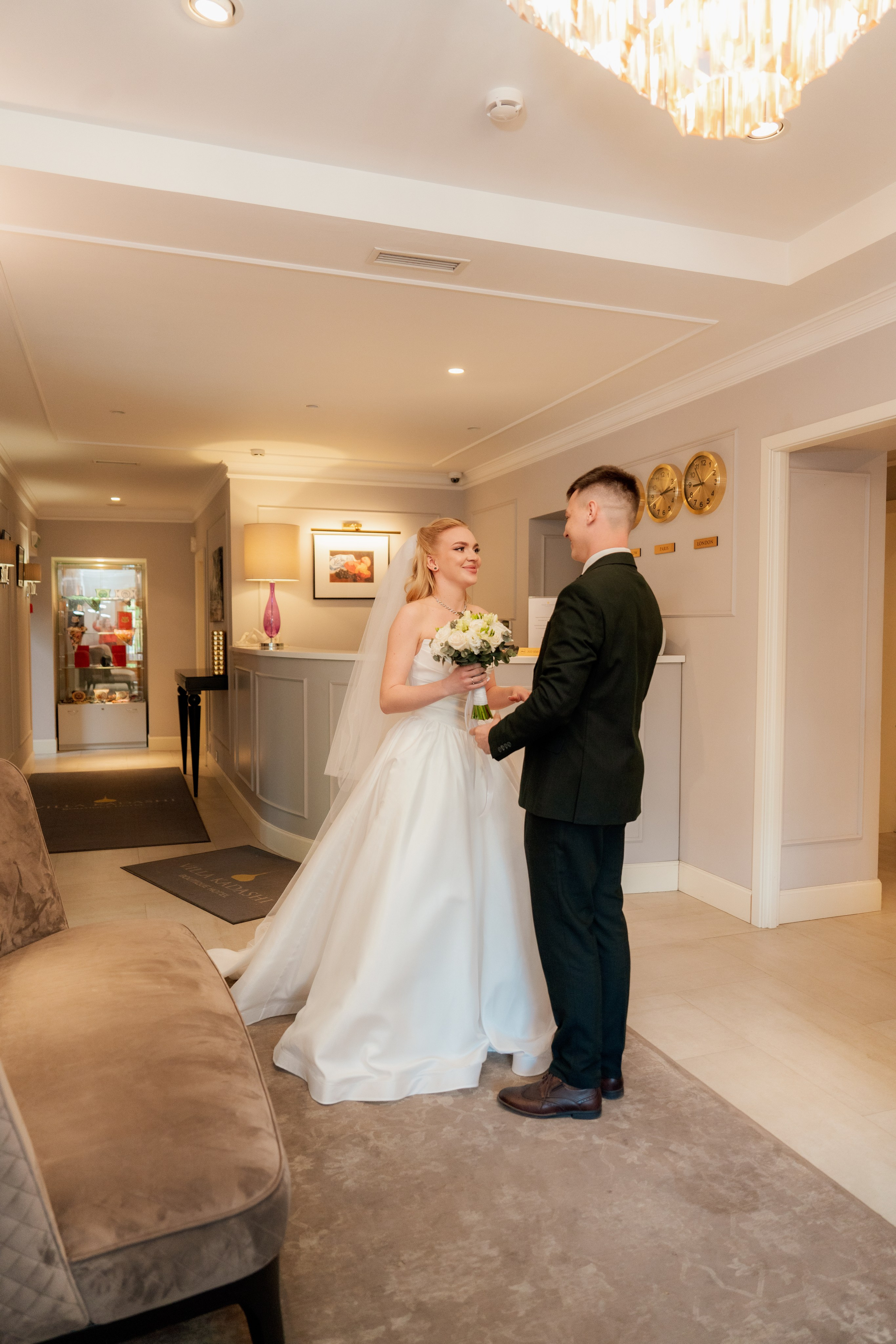 Алиса и Влад. Полный свадебный день (утро, усадьба, прогулка, выездная регистрация, банкет). Дата съемки 26.04.2025. Свадебный фотограф Москва