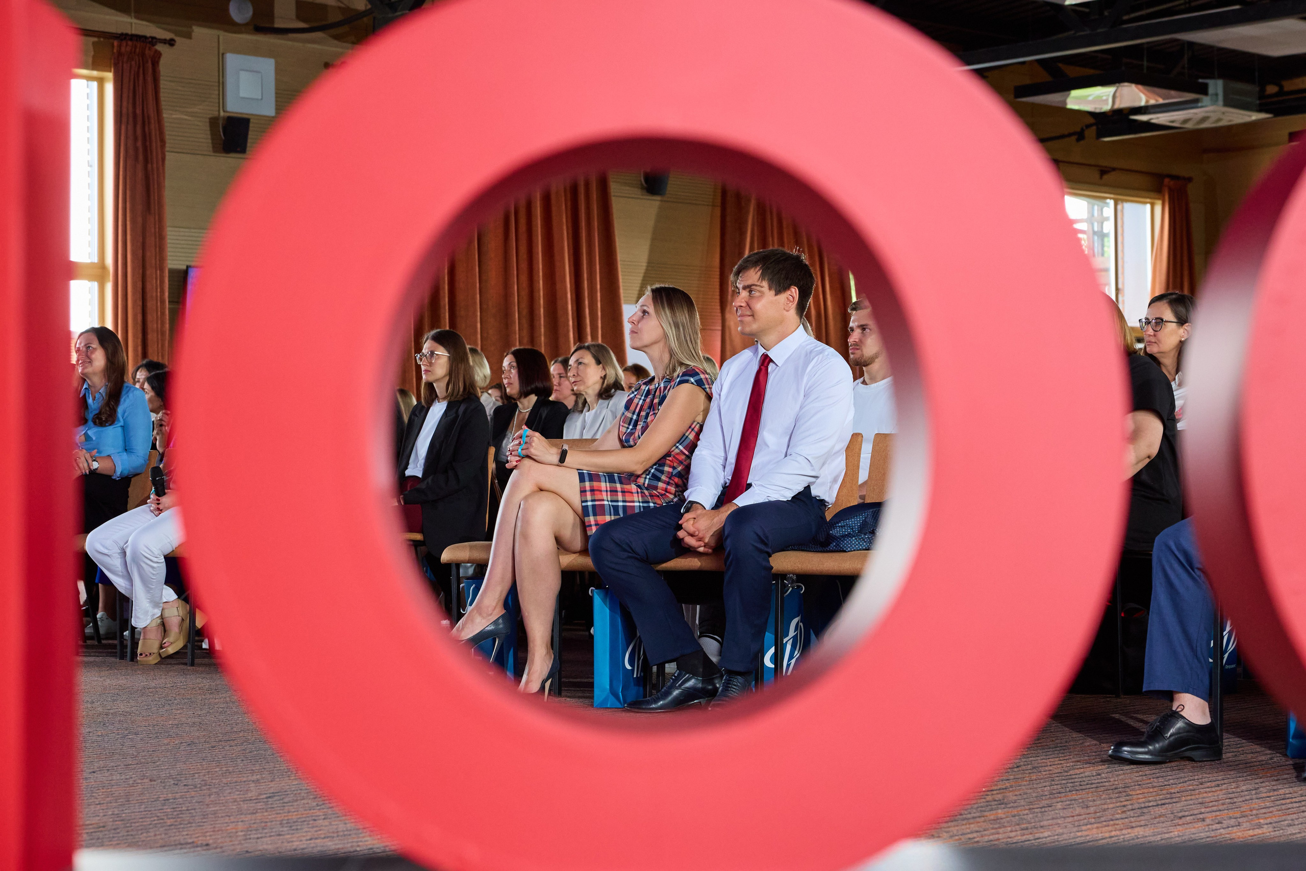 репортажная фотосъемка конференция репортажный фотограф москва екатеринбург калининград 