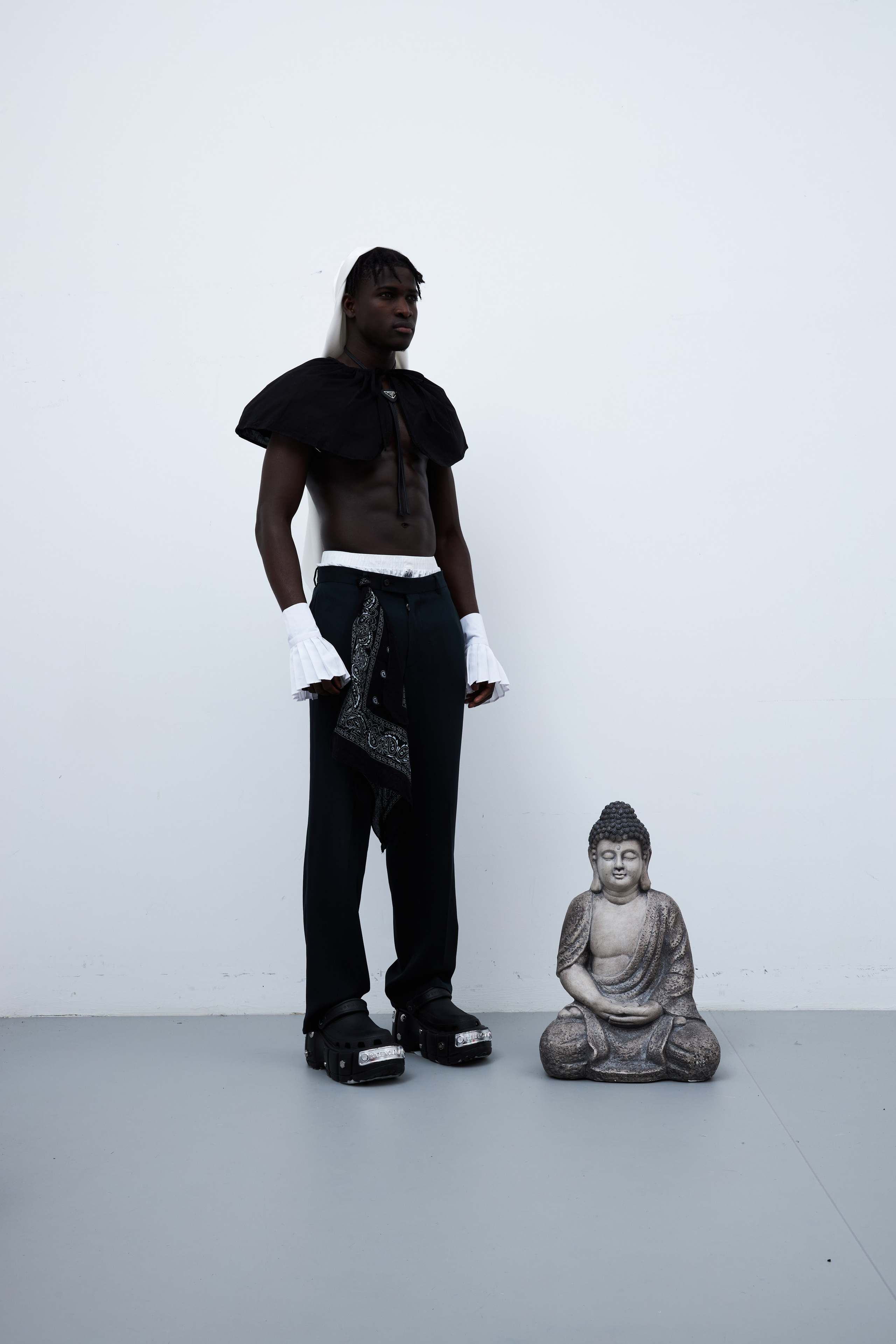 LOT «8». CRAZY.RENTT — Уникальная одежда в единственном экземпляре